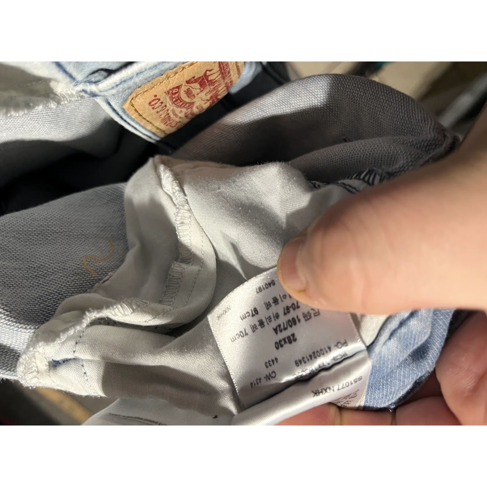 Levi's Levi's Jeans Skinny Legging Blue Denim Cotton Blend Mid Rise 30 Inseam Regular Women City USA Modern Classic 28x30 Pants Size 28" / US 6 / IT 42 - 6 Thumbnail