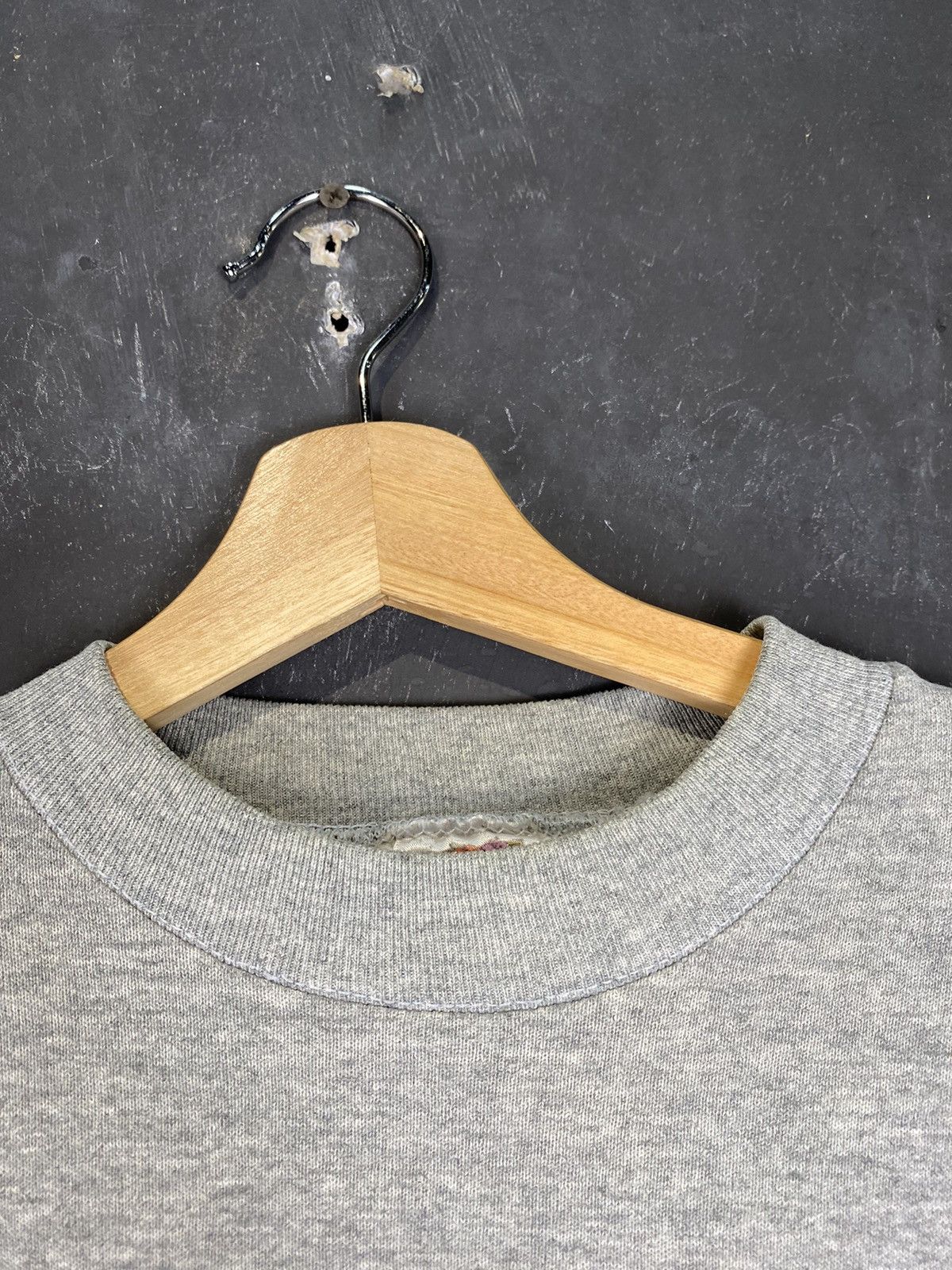 Vintage Late 90s Banff Canada on FOTL Tag Boxy Crewneck Size US L / EU 52-54 / 3 - 3 Thumbnail