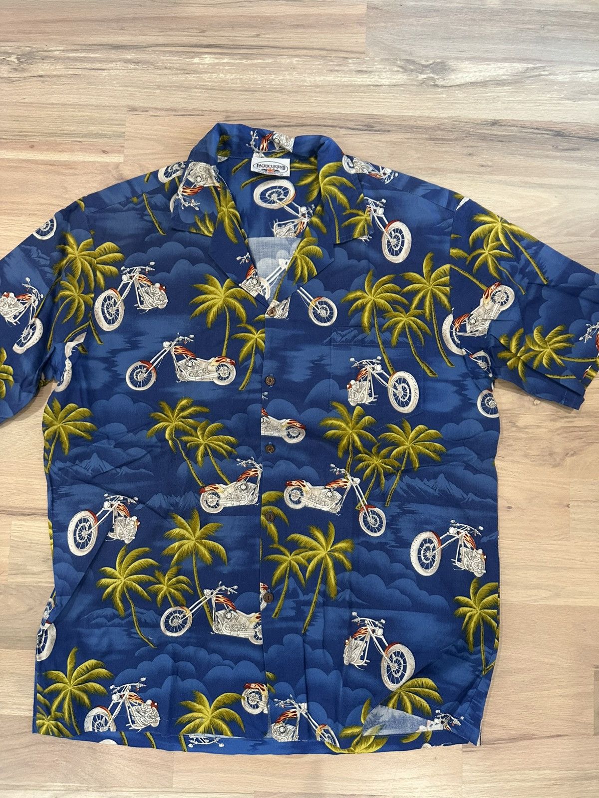 Pacific Legend Vintage Pacific Legend Motorcycle Hawaiian Shirt Size XL Size US XL / EU 56 / 4 - 1 Thumbnail