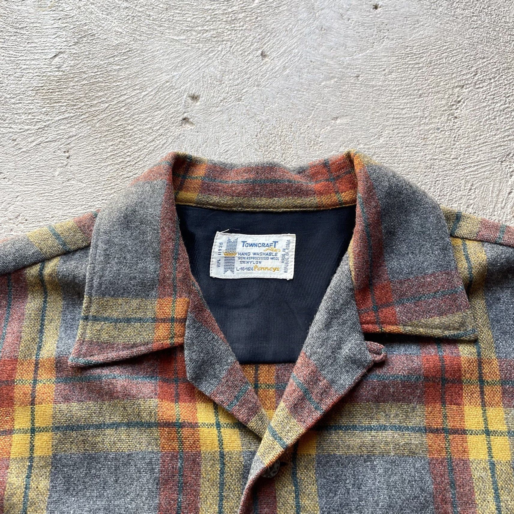 Vintage VINTAGE J. C. Penney Button-Up Shirt Mens Large Gray Plaid Wool 60s Grunge Size US L / EU 52-54 / 3 - 3 Thumbnail