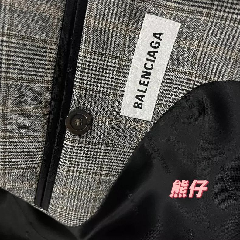 Balenciaga Balenciaga size 36 FW21 plaid single-breasted suit jacket Size XS / US 0-2 / IT 36-38 - 8 Thumbnail