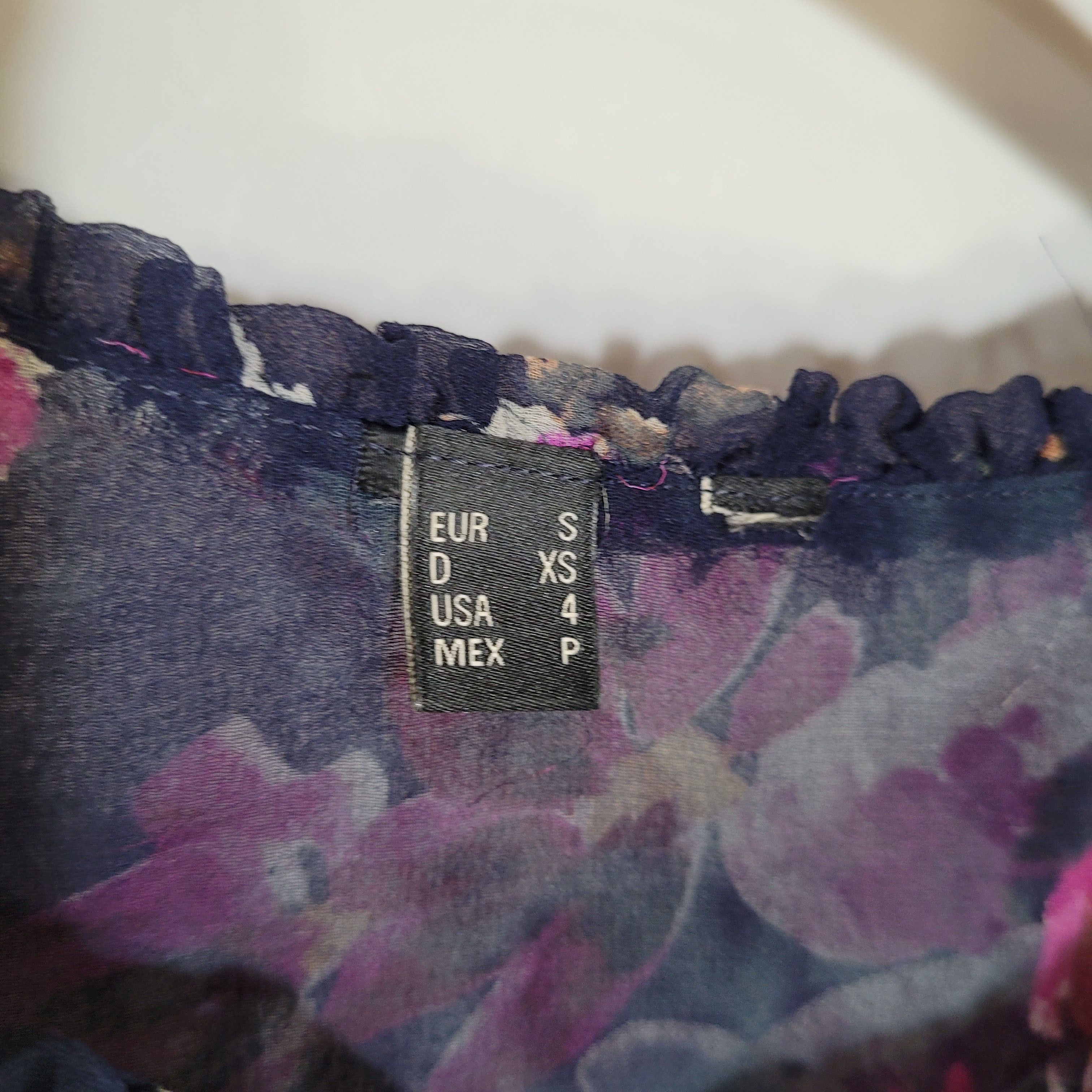 Other Women's 100& Silk Size S Short Sleeve Top Shirt SCE182 Size S / US 4 / IT 40 - 2 Thumbnail