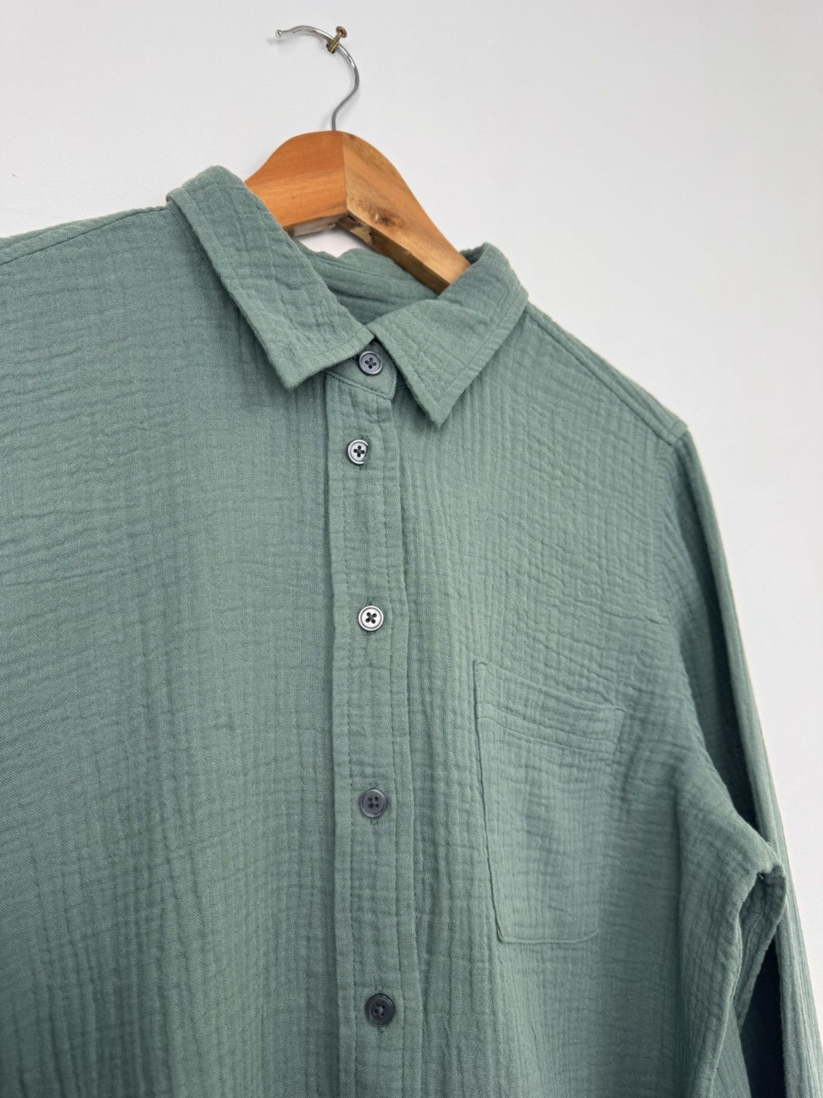 J.Crew J.Crew Men Muslin Long Sleeve Shirt Green Size M Size US M / EU 48-50 / 2 - 4 Thumbnail
