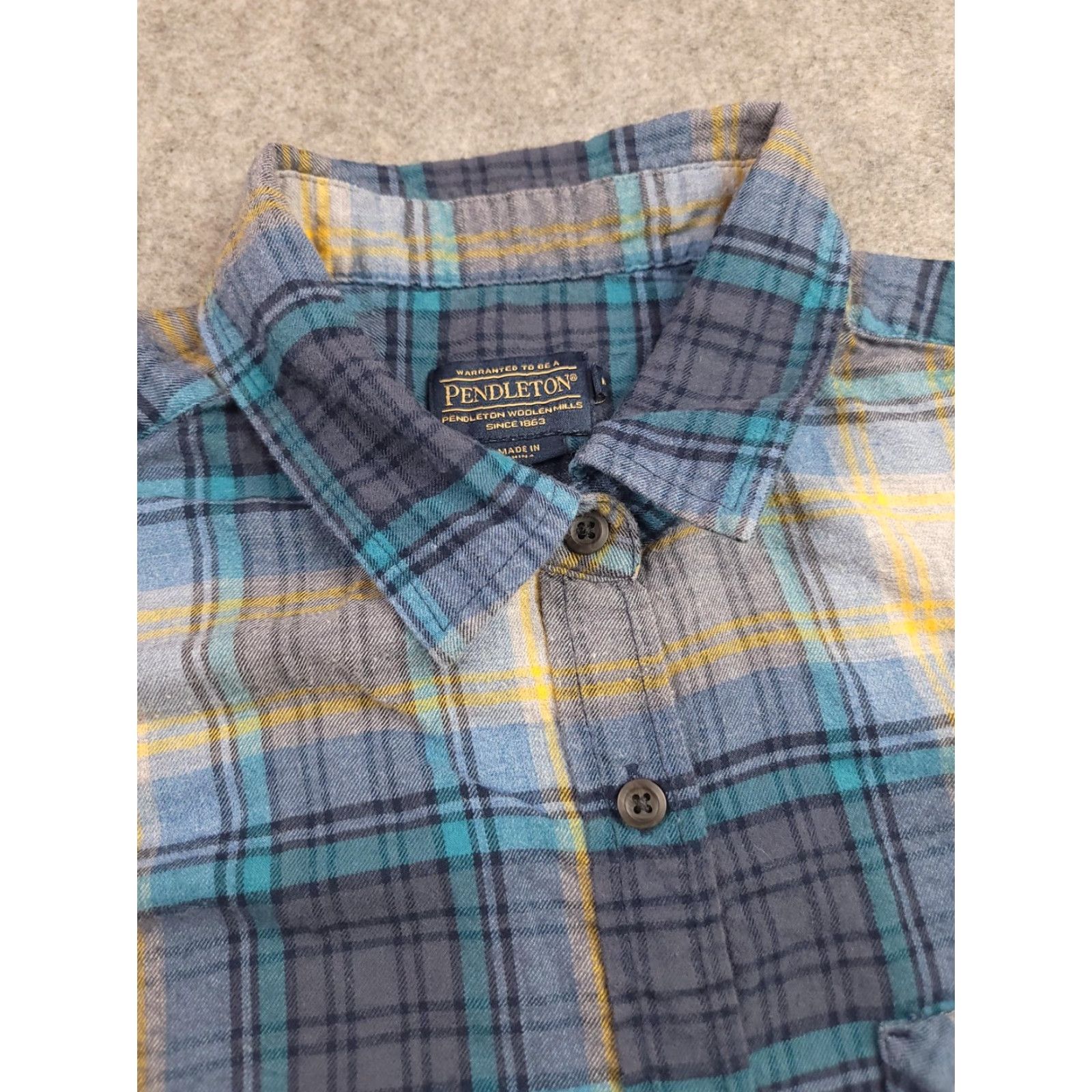 Pendleton Pendleton Shirt Womens Medium Blue Yellow Plaid Flannel Button Up Pocket Casual Size M / US 6-8 / IT 42-44 - 2 Thumbnail