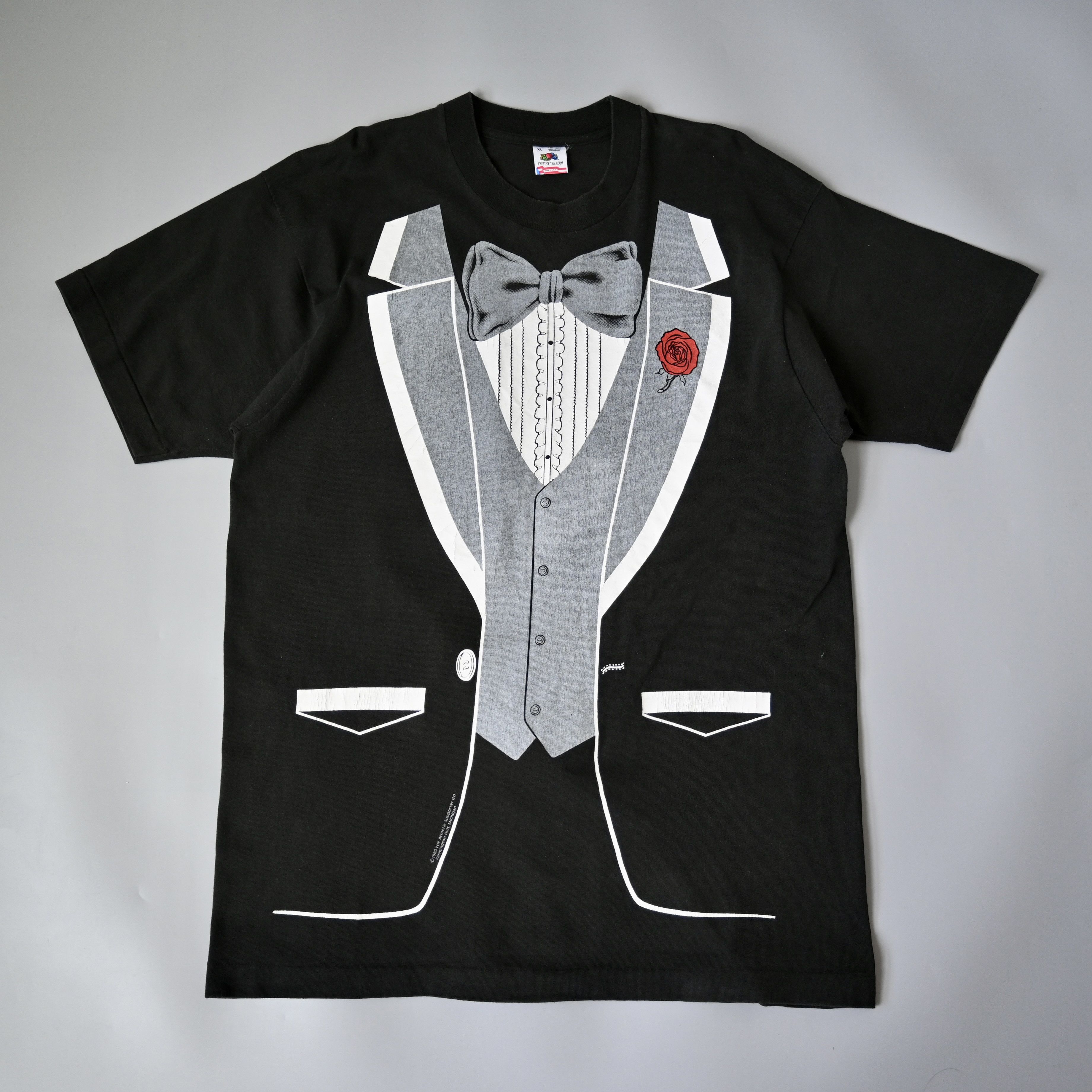 Vintage Vintage 1990s trompe-l’oeil tuxedo t-shirt made in USA Size US XL / EU 56 / 4 - 1 Thumbnail