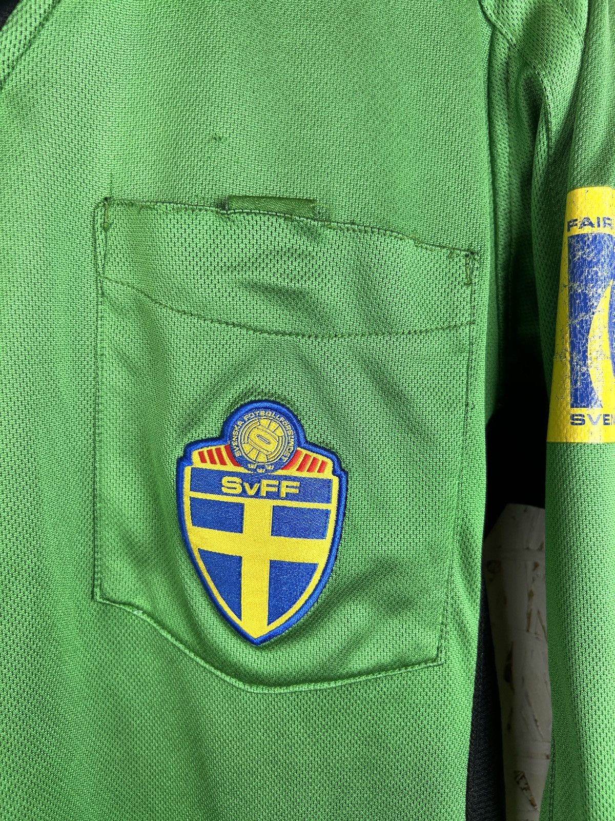 Umbro 00s Vintage Umbro Sweden SVFF Reversible Referee Jersey Size US M / EU 48-50 / 2 - 10 Thumbnail