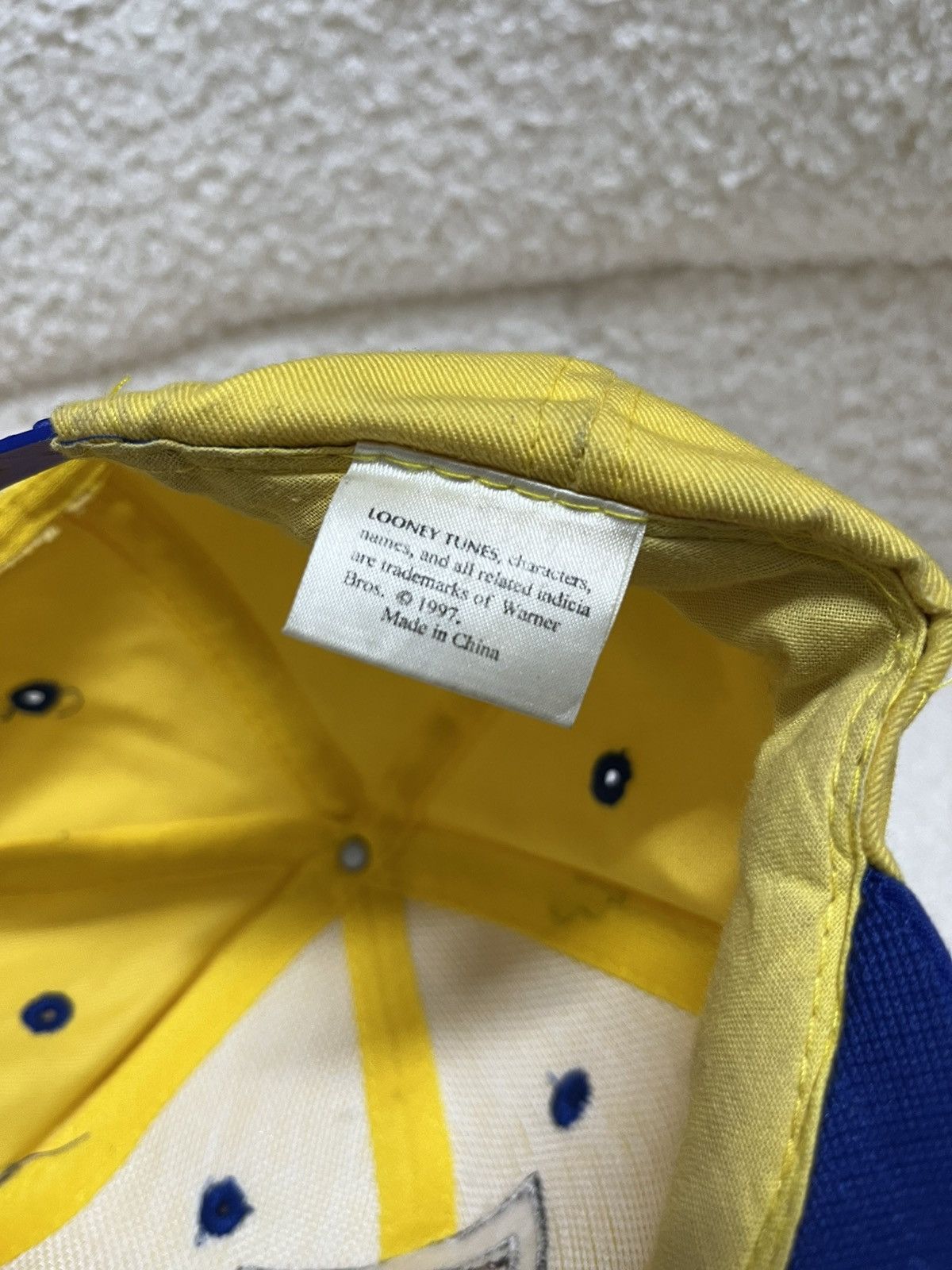 Vintage VINTAGE HATS TAZMANIA LOONEY TUNES 90s RARE 🔥 Size ONE SIZE - 6 Thumbnail