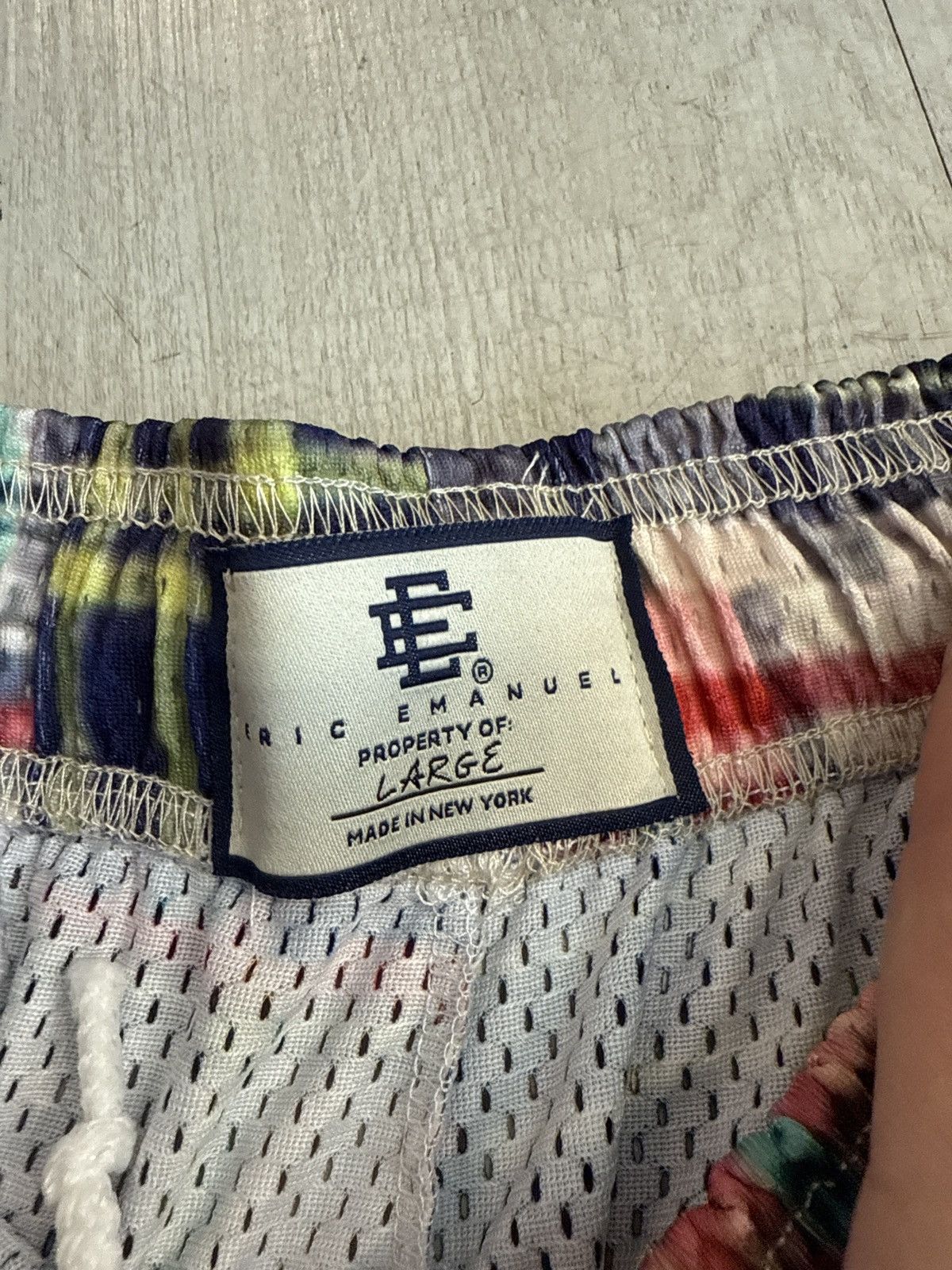 Eric Emanuel Eric Emanuel plaid shorts with yellow logo Size US 34 / EU 50 - 6 Thumbnail