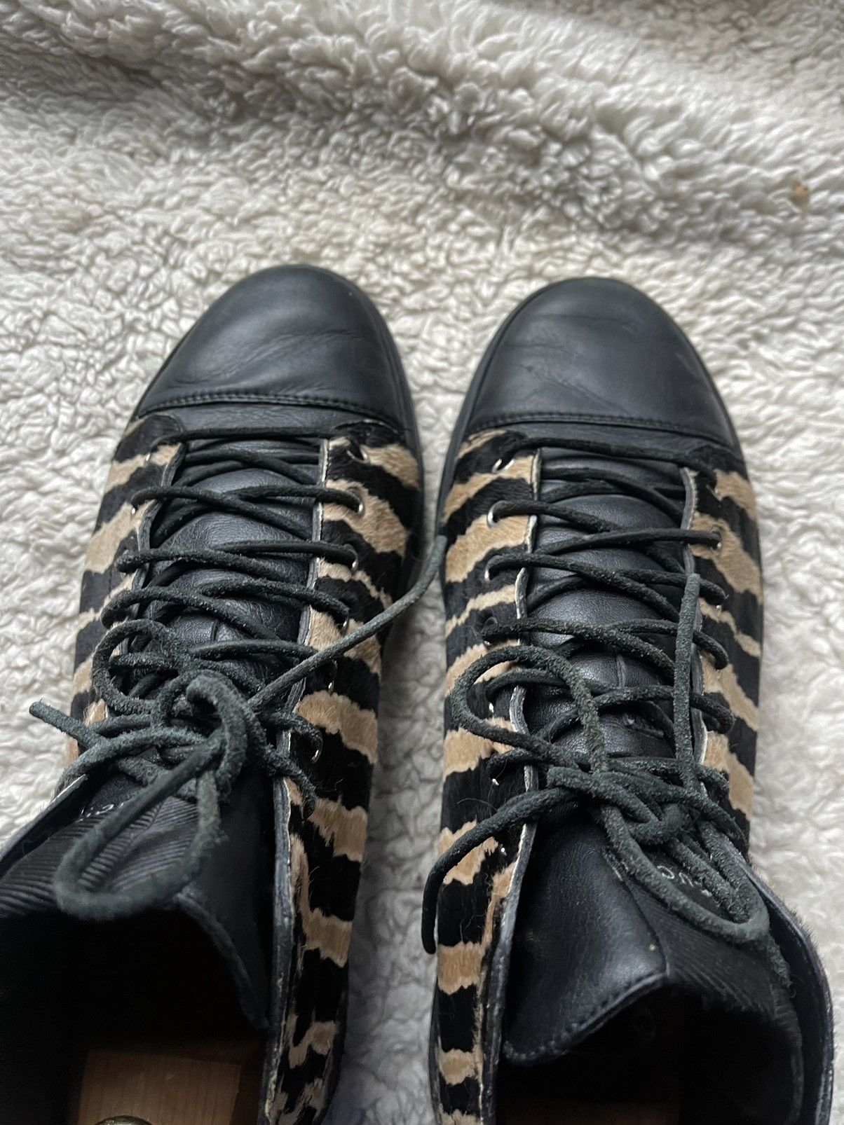 Gucci Gucci pony hair leather tiger print hi top sneakers Size US 9 / EU 42 - 7 Thumbnail