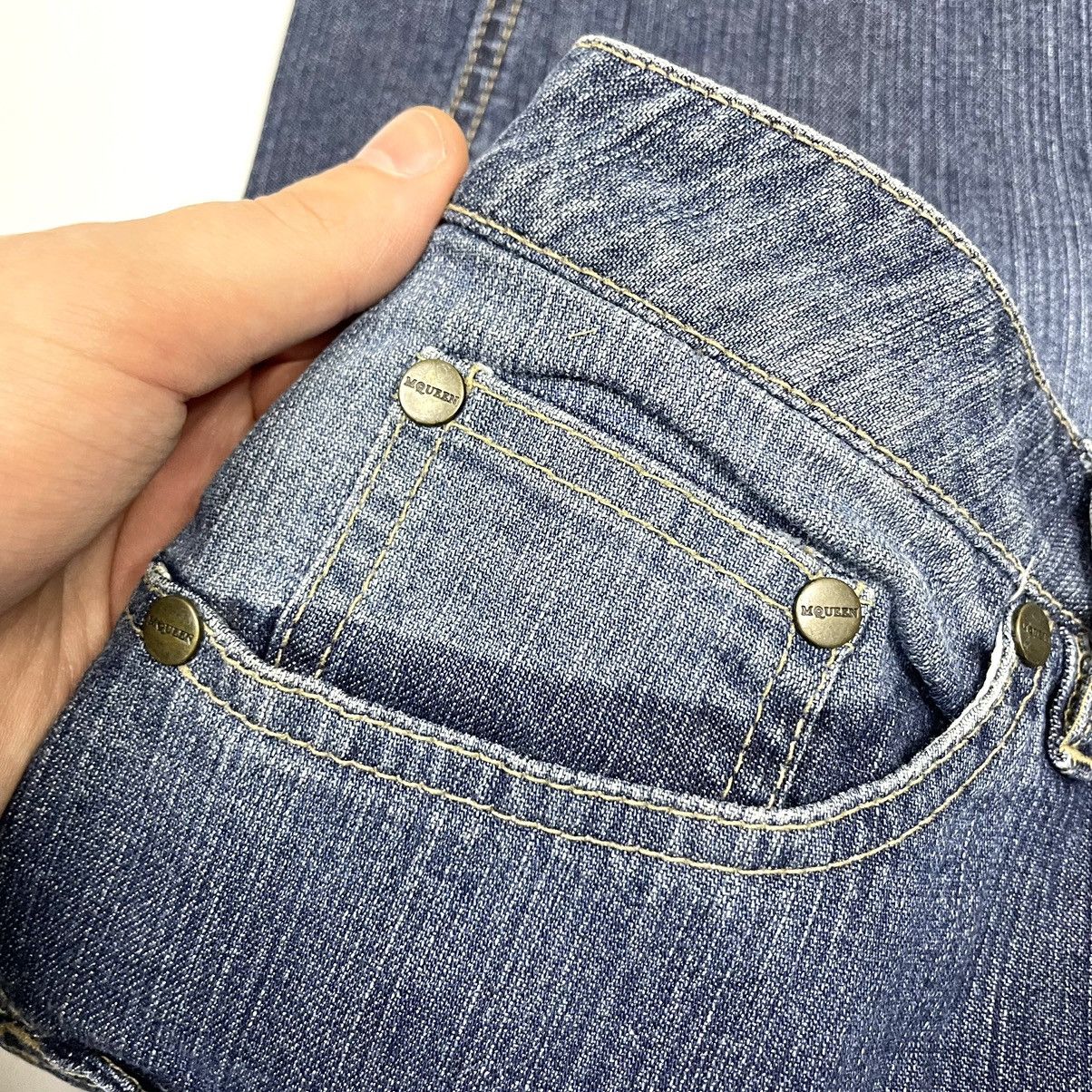 Alexander McQueen Vintage Alexander McQueen Denim Skirt Size 28" / US 6 / IT 42 - 4 Thumbnail