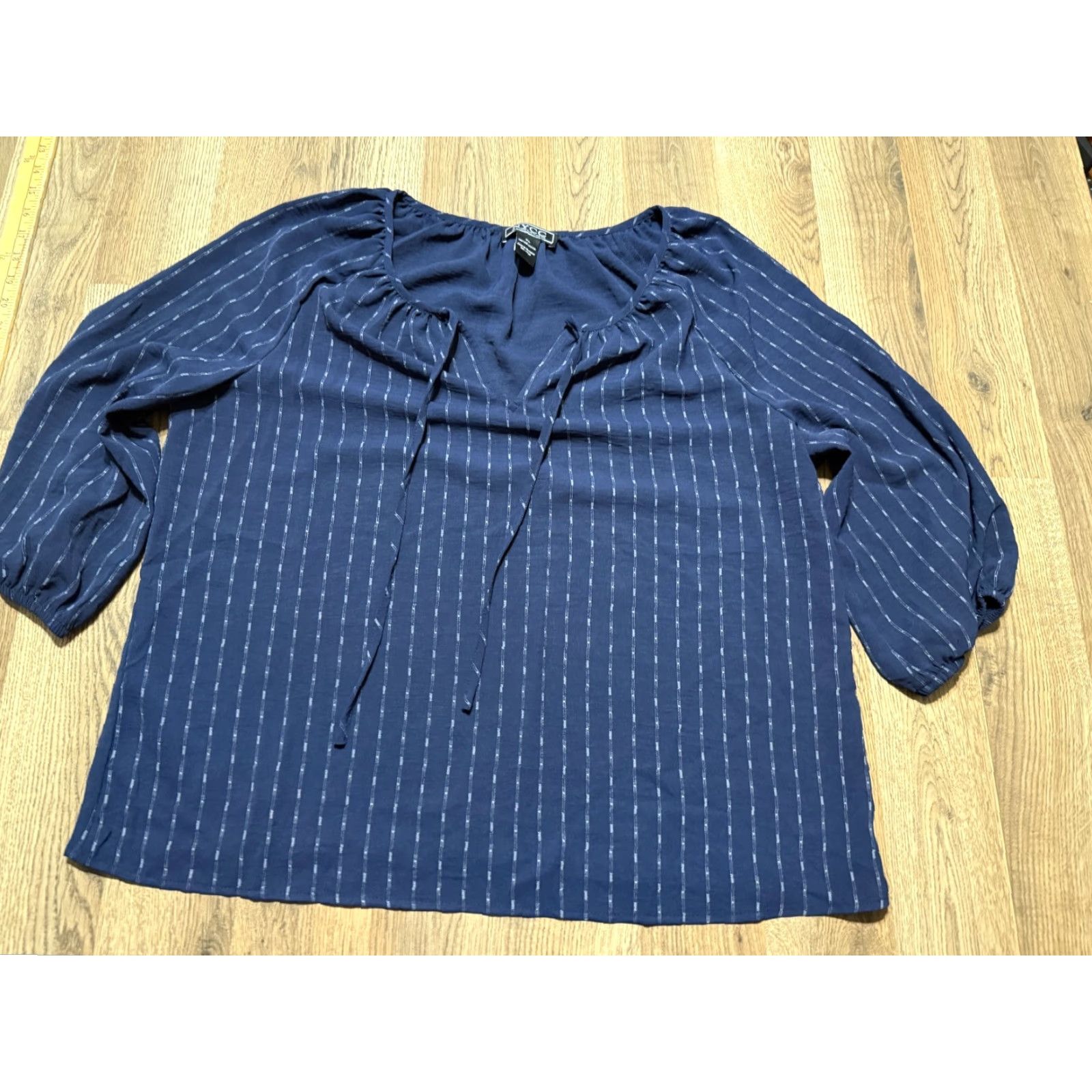 Vintage New York & Company Blouse Womens XL Blue White Striped V-Neck 3/4 Sleeve Casual Shirt Size XL / US 12-14 / IT 48-50 - 2 Thumbnail
