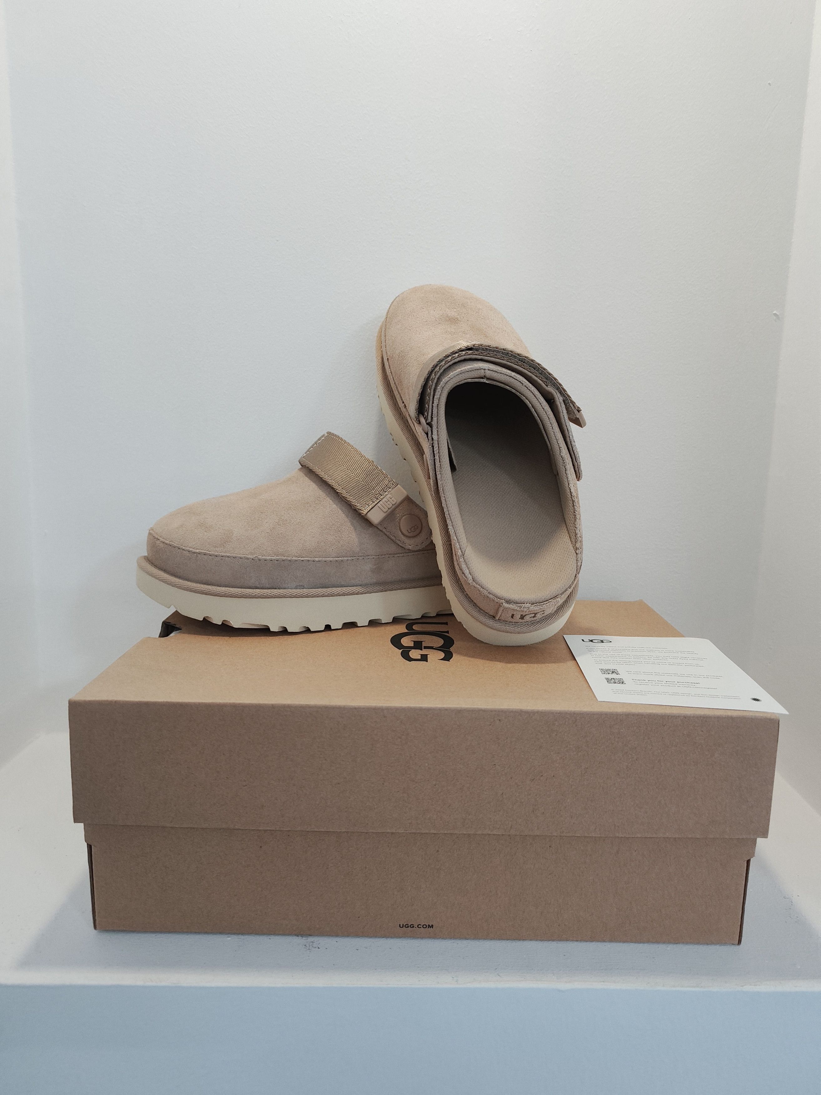 Ugg UGG Goldenstar Clog Size US 5 / IT 35 - 2 Thumbnail