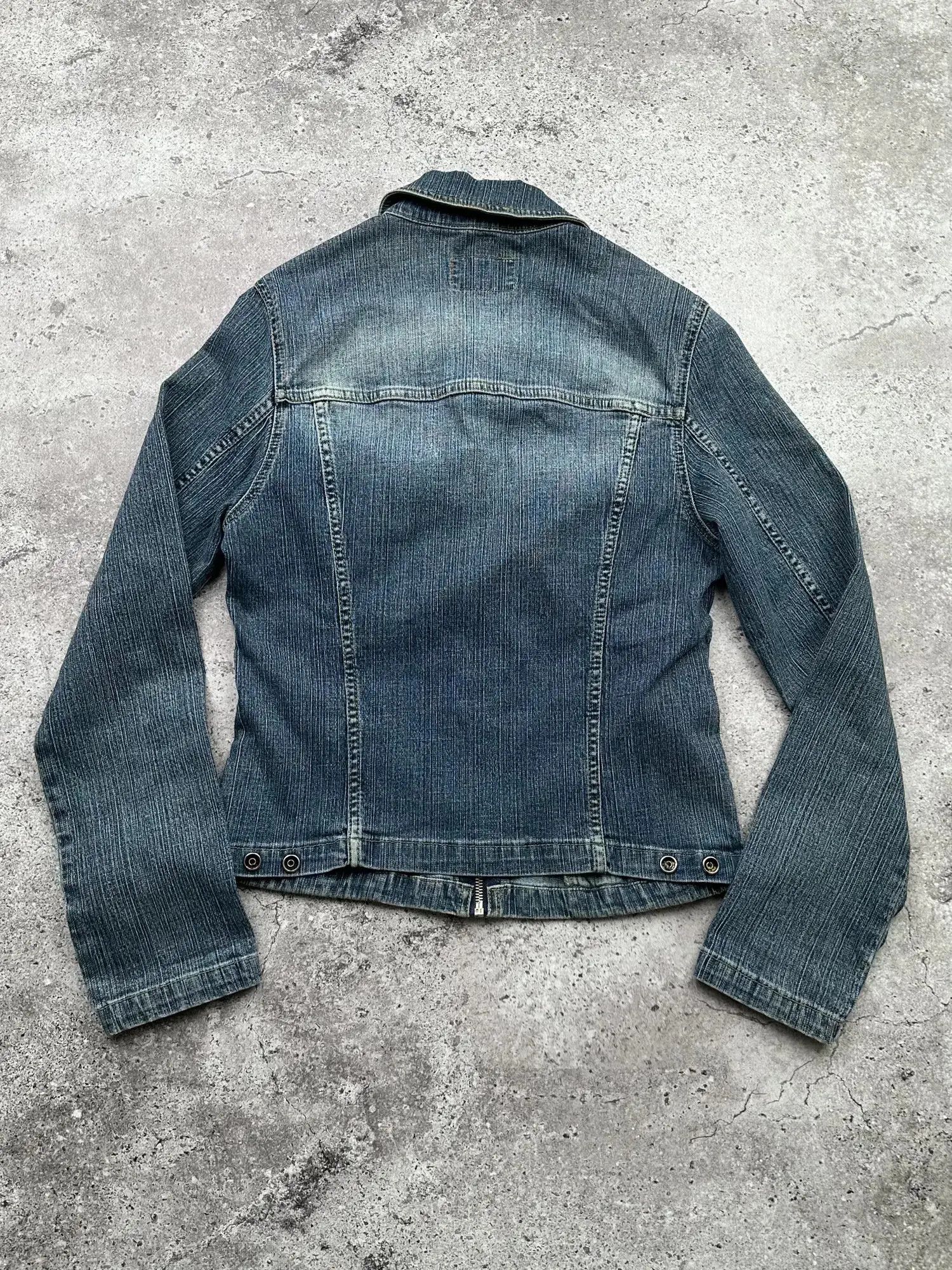 Japanese Brand Vintage Faded Denim Jacket C373(V623) Size XS / US 0-2 / IT 36-38 - 4 Thumbnail