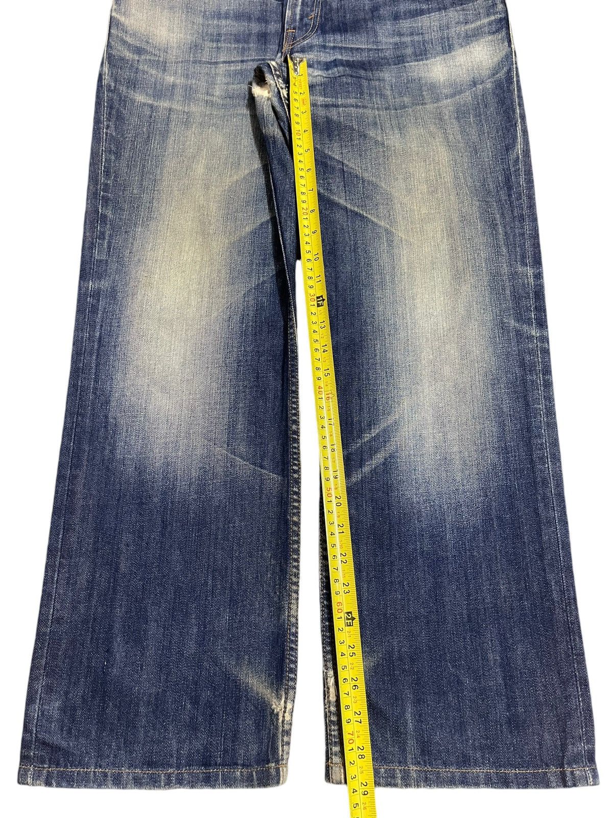 Levi's Vintage Levis 502 Blue Faded Wash Style Baggy Jeans Size US 36 / EU 52 - 14 Thumbnail