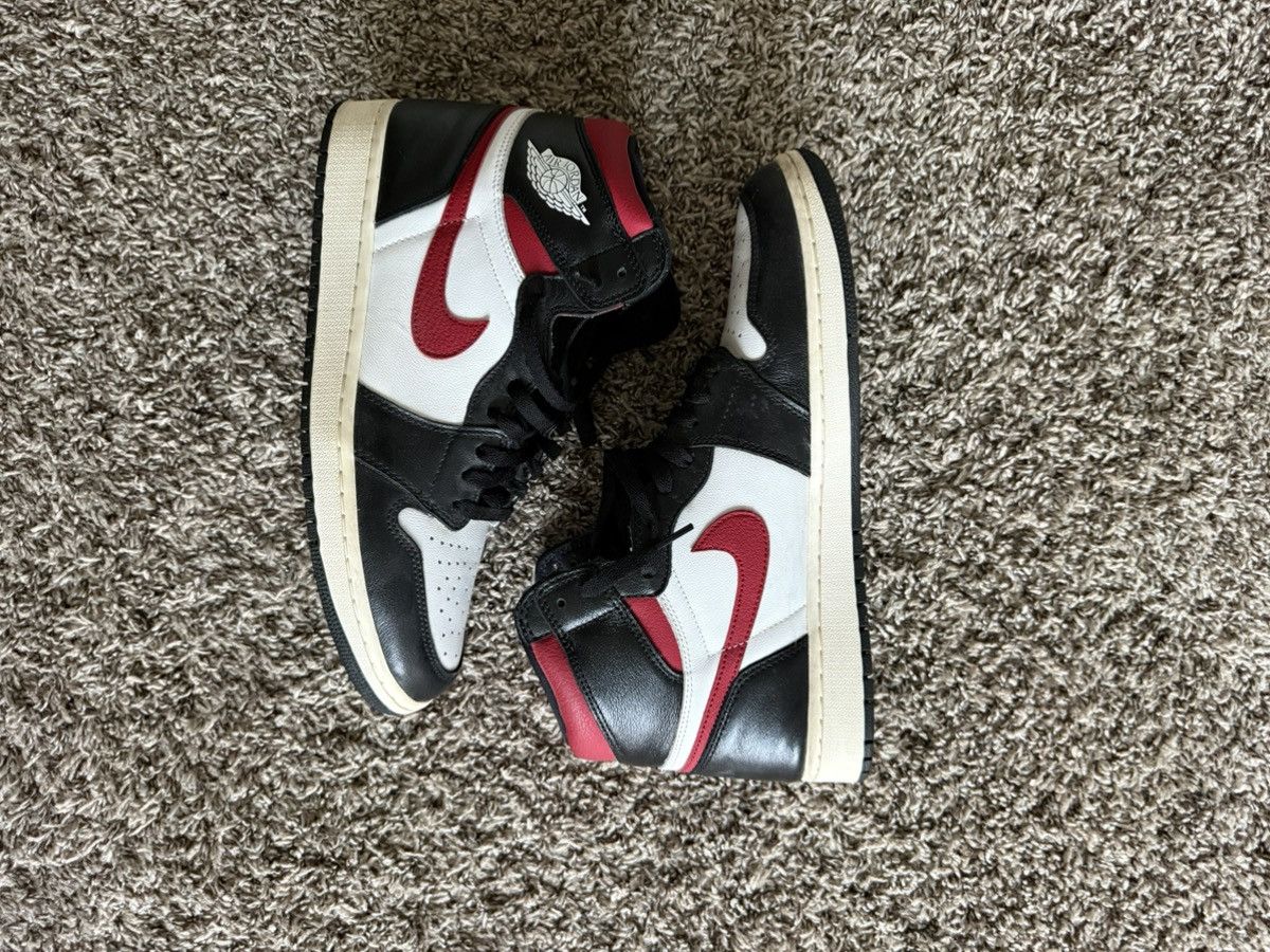 Jordan Brand Air Jordan 1 Retro High Gym Red Size US 12 / EU 45 - 3 Thumbnail