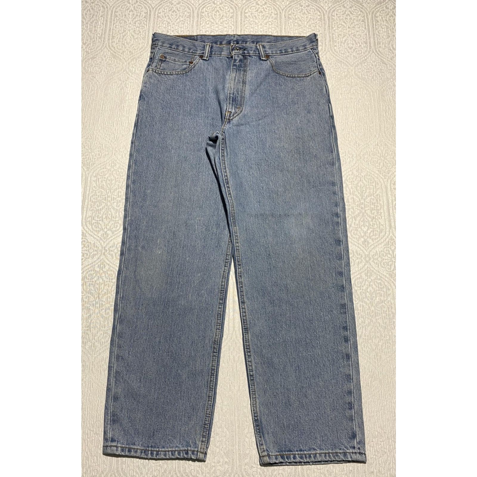 Levi's VINTAGE Levis 550 Jeans Mens 35x30 Straight Leg Denim Blue Levi's 5-Pocket Relaxed Regular Mens Jeans Size US 35 - 2 Thumbnail