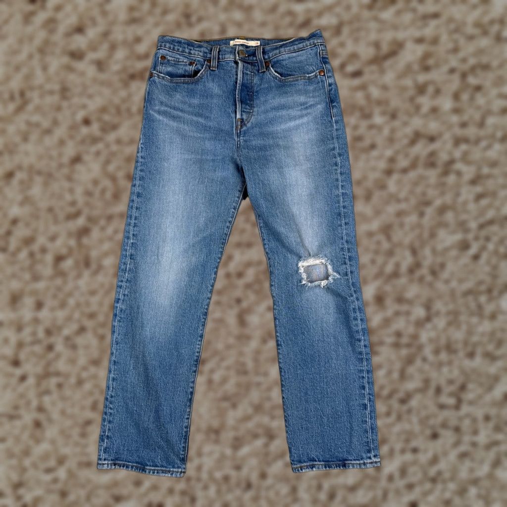 Levi's Levi's Wedgie Fit Jeans Women 28 Blue Denim Distressed Button Fly 28x24 Regular Straight Size 28" / US 6 / IT 42 - 1 Thumbnail