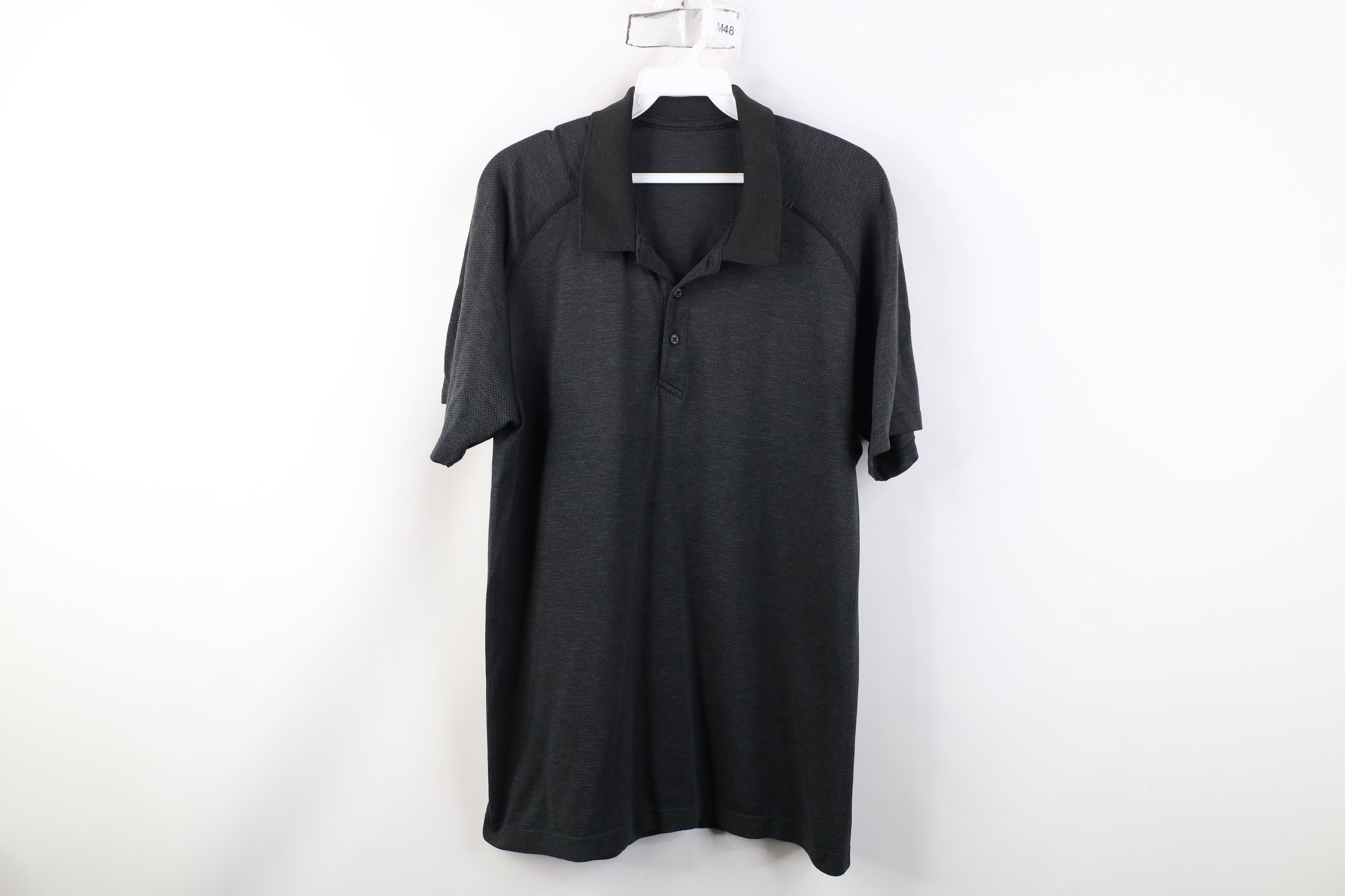 Lululemon Lululemon Vent Tech Knit Collared Golf Polo Shirt Black Size US L / EU 52-54 / 3 - 1 Thumbnail