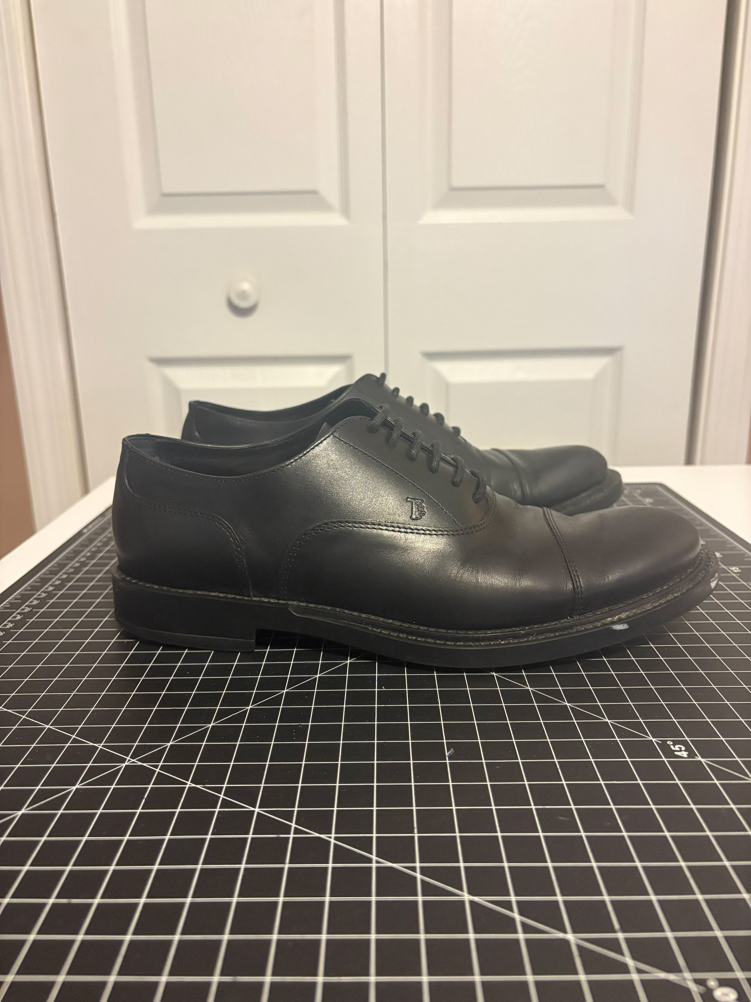 Tod's Tod's Leather Oxford Shoes Size US 8 / EU 41 - 1 Thumbnail