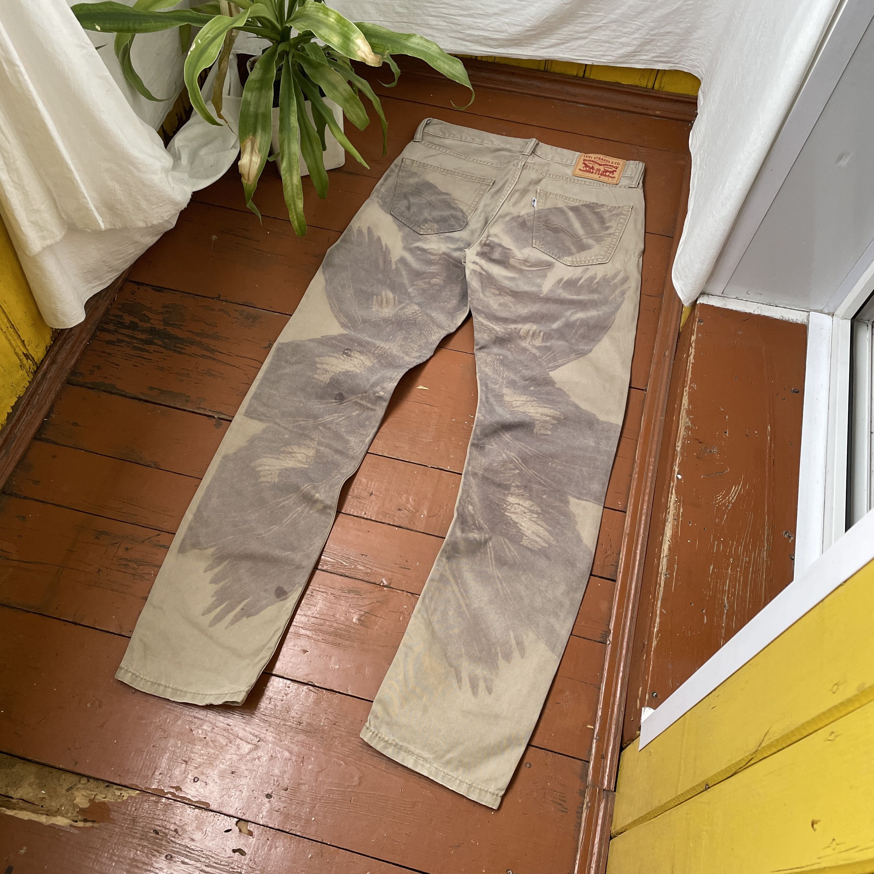 Levi's Wings Art Levi's Custom 1of1 pants Rare opium y2k faded Size US 33 - 1 Thumbnail