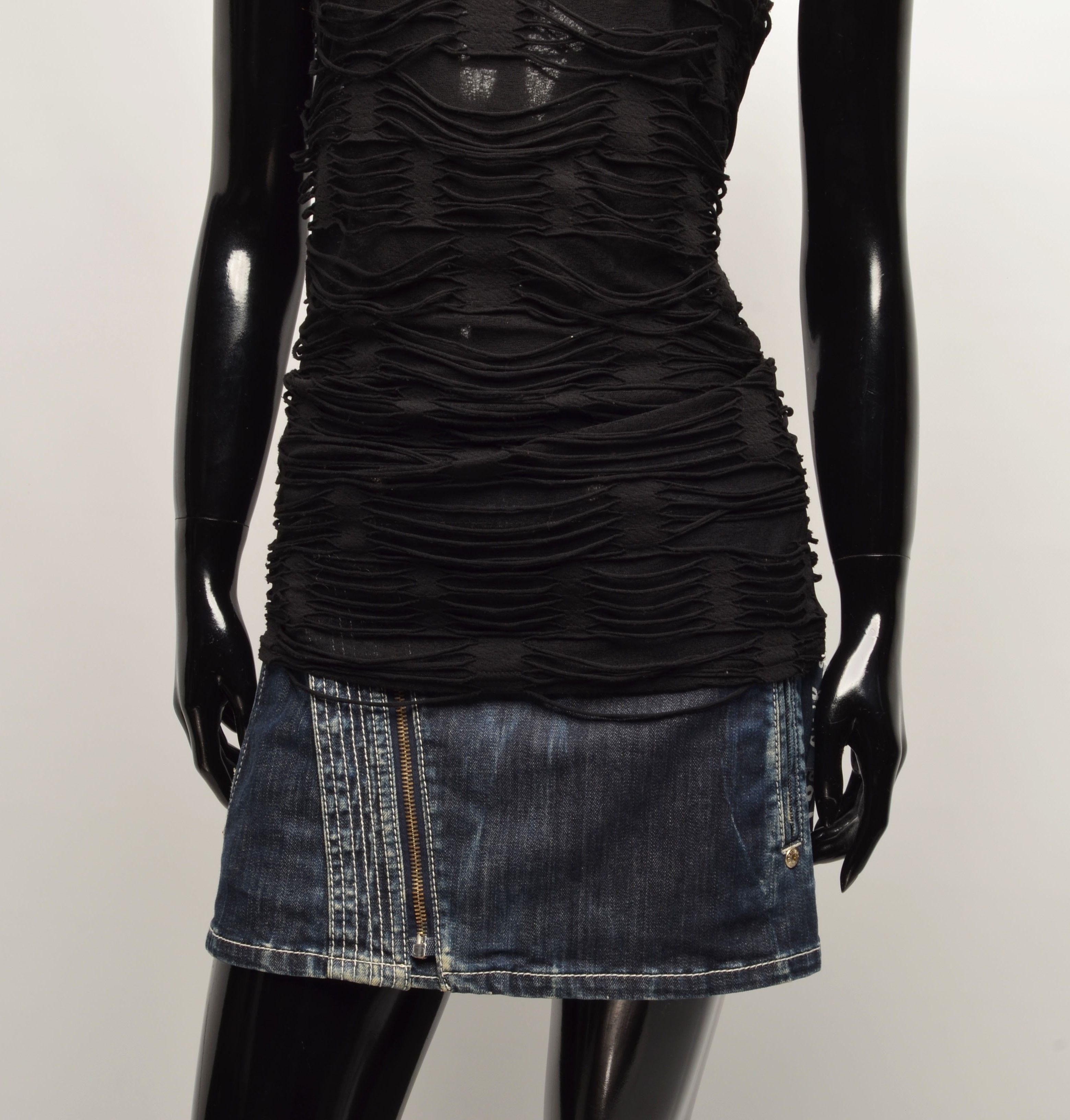 Vintage Vintage Queen Of Darkness Mesh Goth Grunge Textured Tank Top Size M / US 6-8 / IT 42-44 - 3 Thumbnail