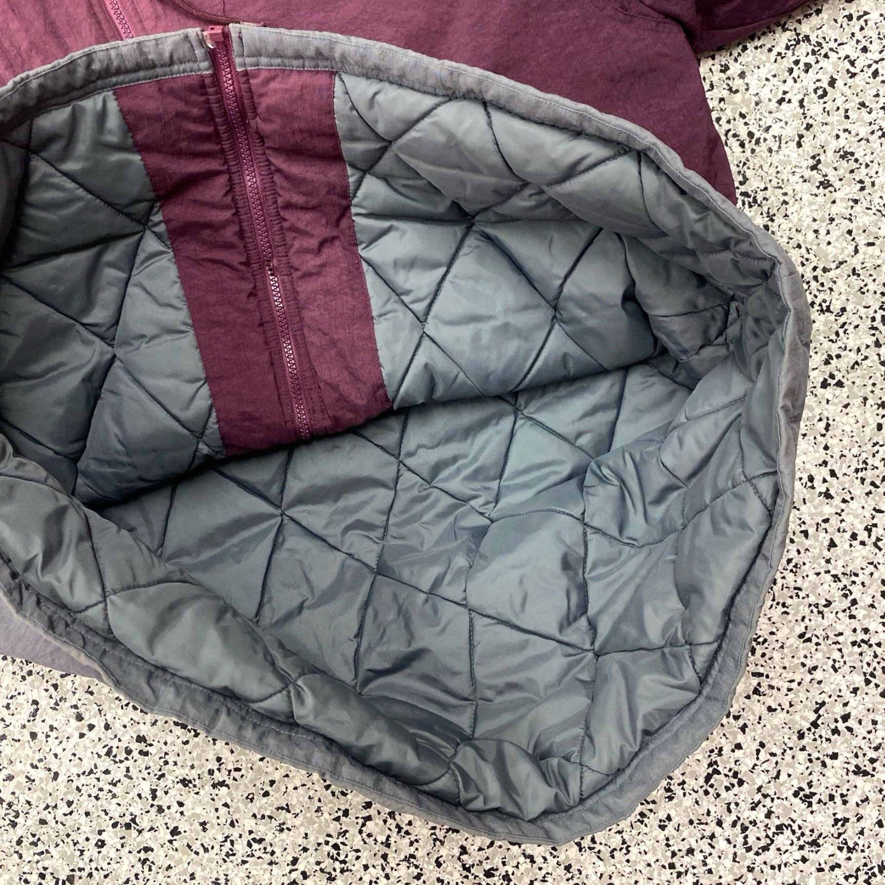 Adidas VTG Adidas Logo Winter Hooded Coat Jacket Quilted Maroon Gray Size Large Mens Jacket Size US L / EU 52-54 / 3 - 7 Thumbnail