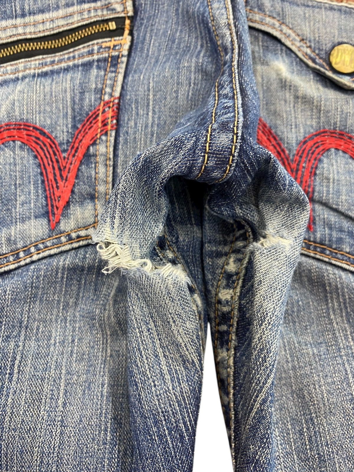Edwin Vintage Edwin Blue Trip Faded Wash Whiskers Style Jeans Size US 32 / EU 48 - 13 Thumbnail