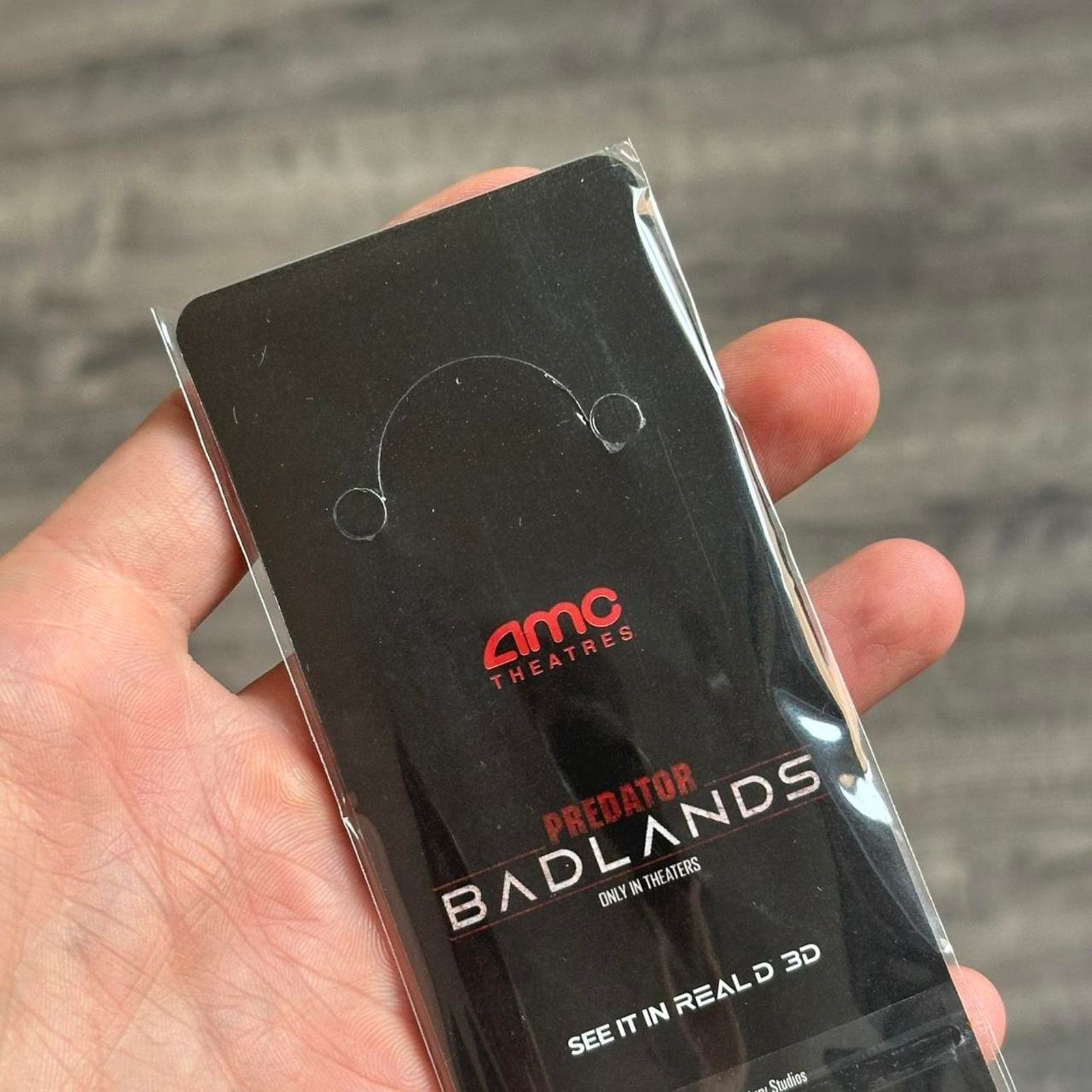 Other Predator Badlands IMAX 3D Collectible Keychain Movie Promo Size ONE SIZE - 5 Thumbnail