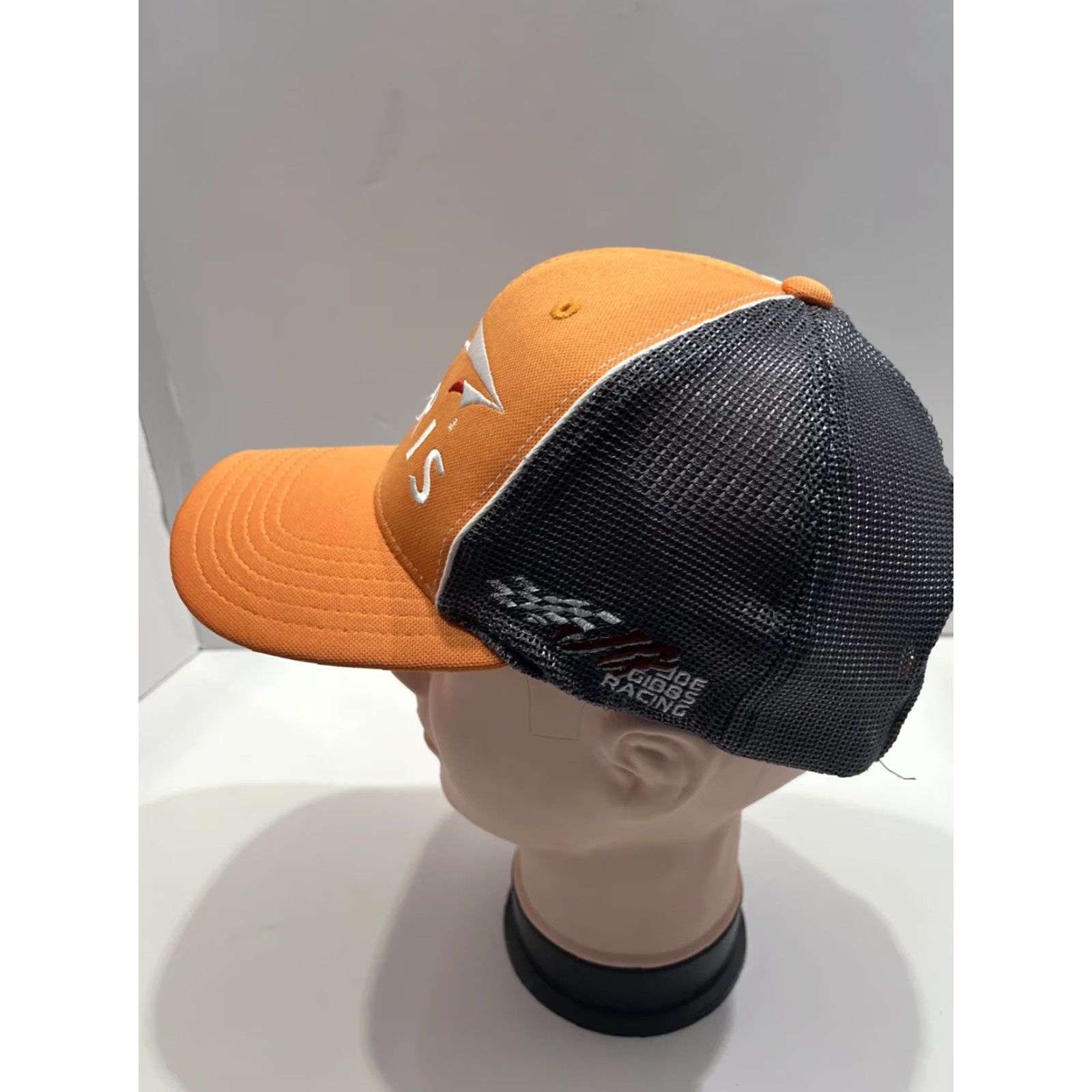 NASCAR Joe Gibbs Racing Nascar Hat Arris Daniel Suarez #19 Team Issued New Size ONE SIZE - 2 Thumbnail