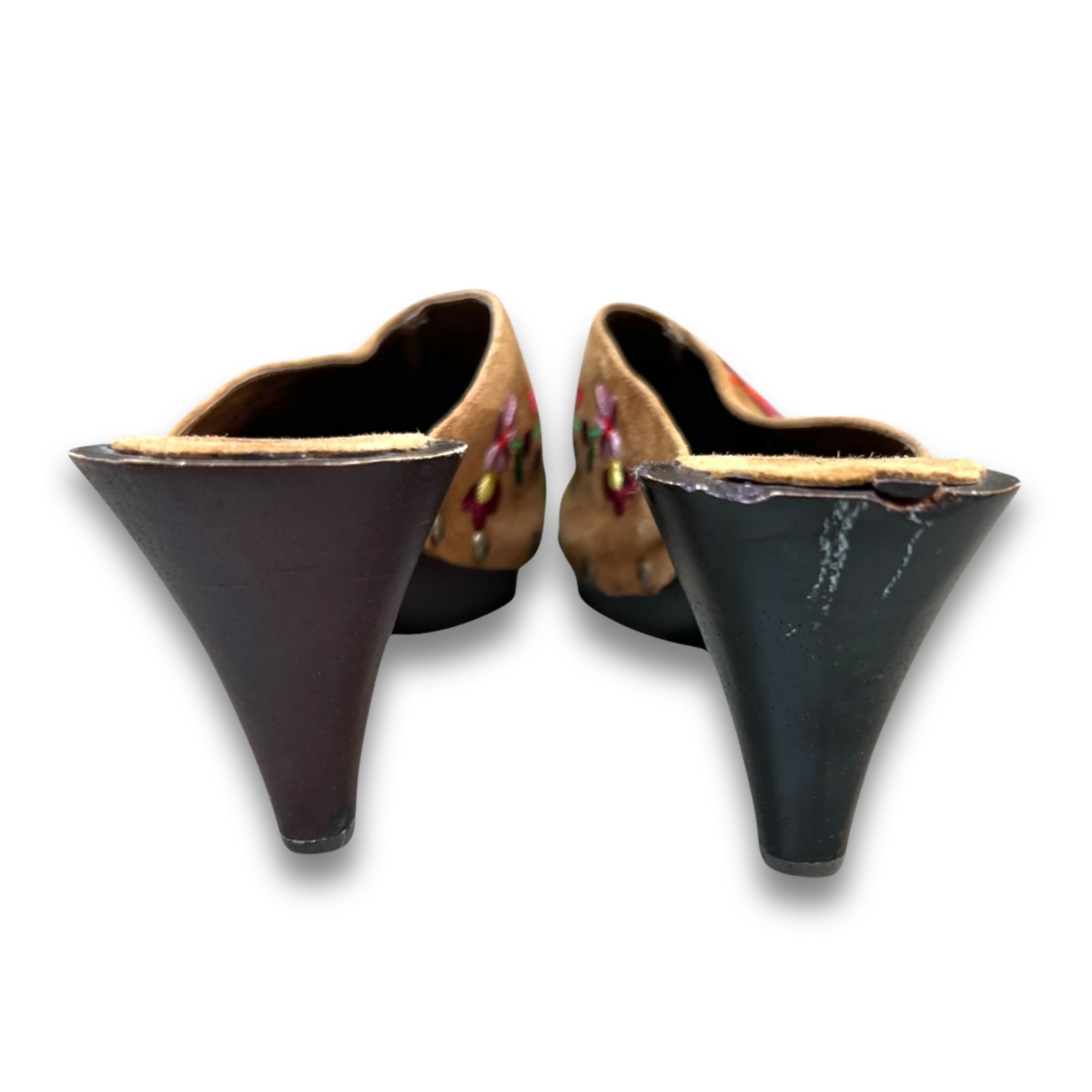 Other Beverly Feldman Floral Wooden Heels Womens Embroidered Suede Size US 7 / IT 37 - 10 Thumbnail