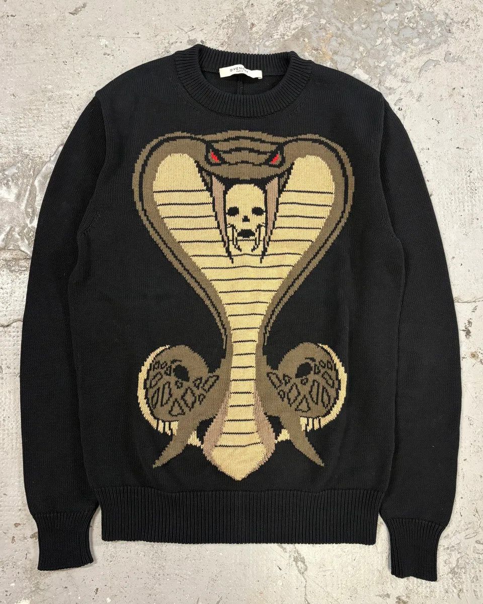 Givenchy AW2016 Givenchy Black Cobra Sweater by Ticcardo Tisci Size US S / EU 44-46 / 1 - 1 Thumbnail