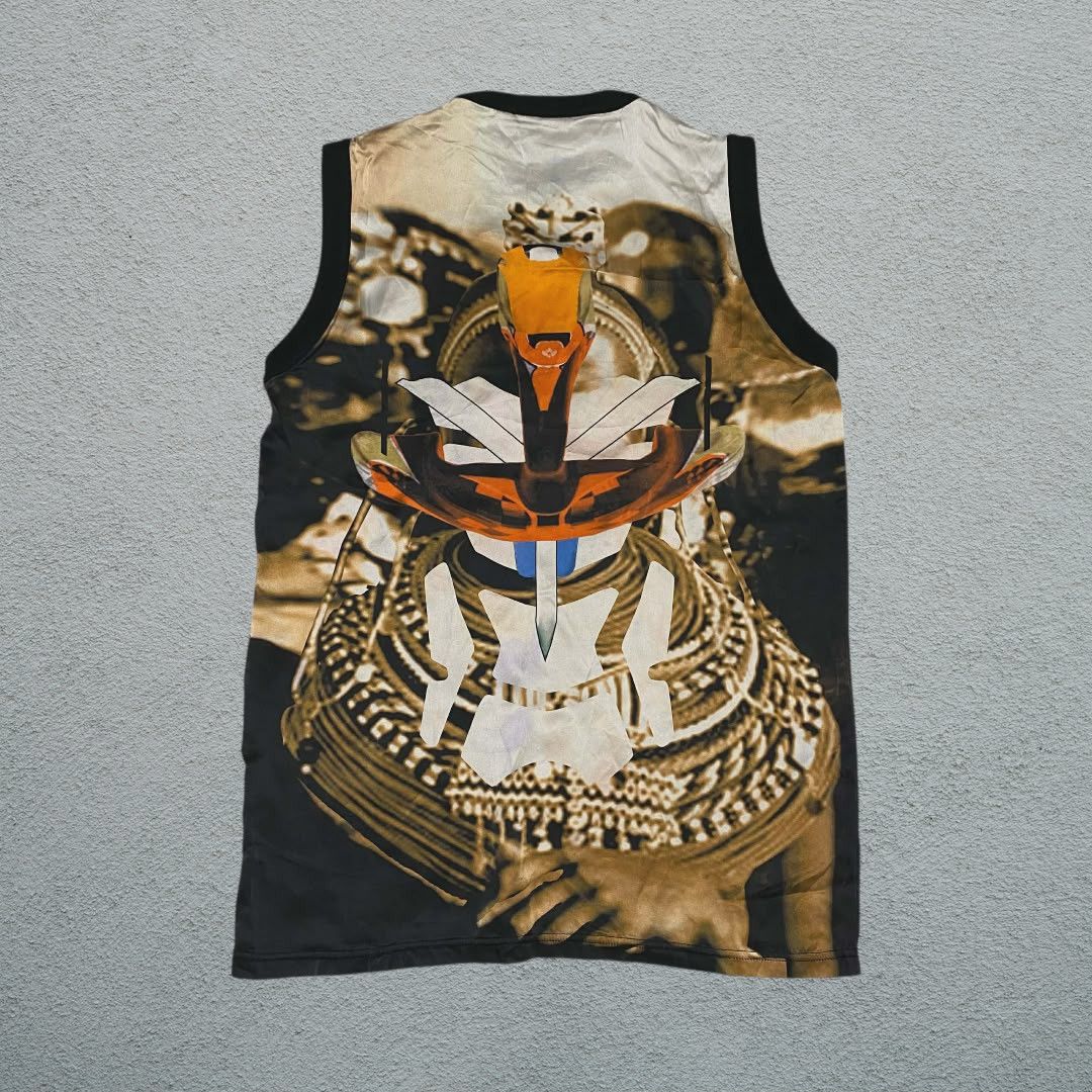 Givenchy SS14 GIVENCHY SILK AFRICAN JAPANESE PRINTED SLEEVELESS TOP Size S / US 4 / IT 40 - 2 Thumbnail