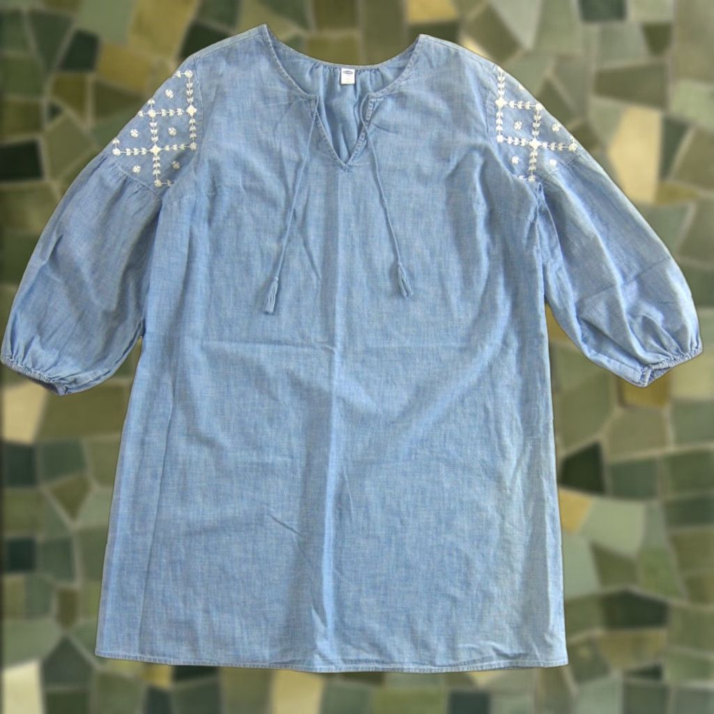 Old Navy Old Navy Embroidered Chambray Long Sleeve Smock Tunic Dress XL Blue 100% Cotton Size XL / US 12-14 / IT 48-50 - 1 Thumbnail