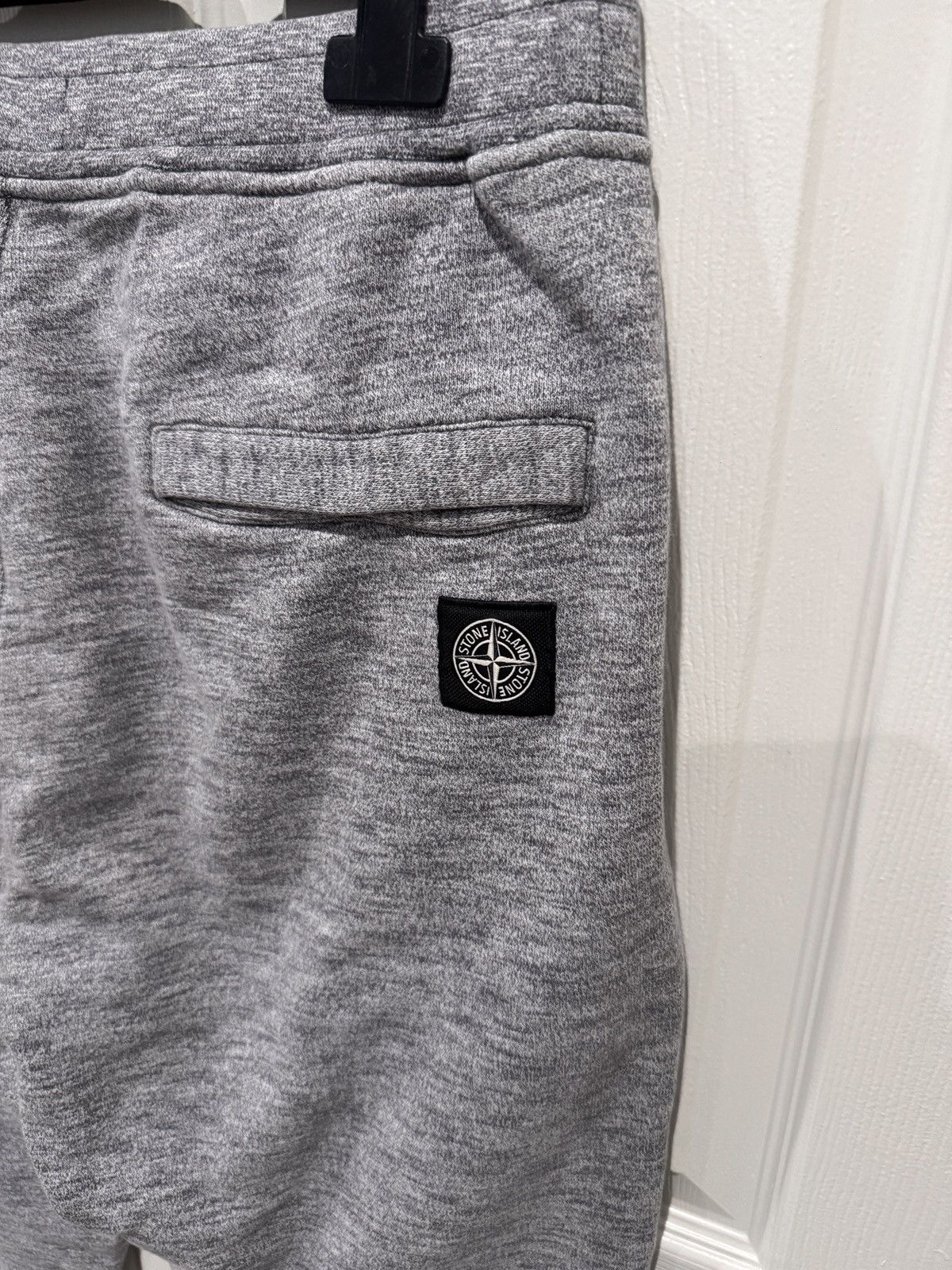 Stone Island Stone Island Grey Patch Program Sweatpants Size L fits 32-36 Size US 34 / EU 50 - 8 Thumbnail