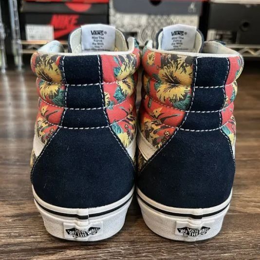 Vans X Star Wars Yoda Aloha Sk8 High Shoes Women's Size 9