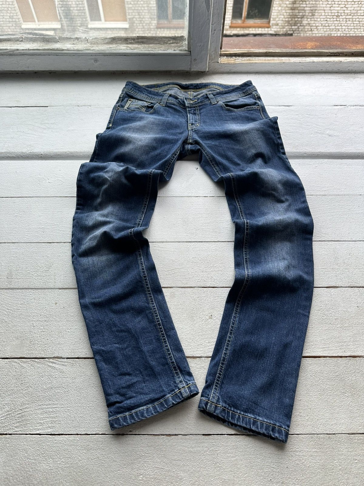Armani 🚨Gothic Armani Regular Slim relax Flared Jeans Womens Size 30" / US 8 / IT 44 - 1 Thumbnail