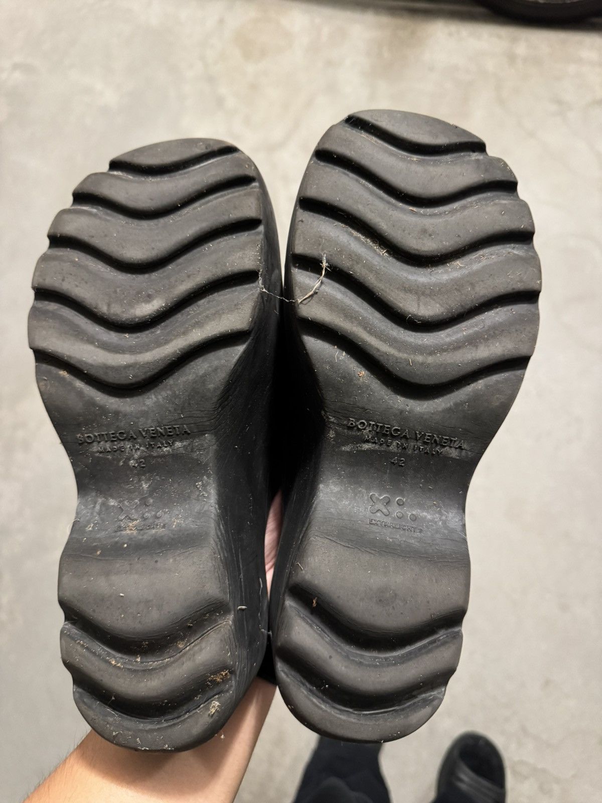 Octavious Marks Fishbone Clogs