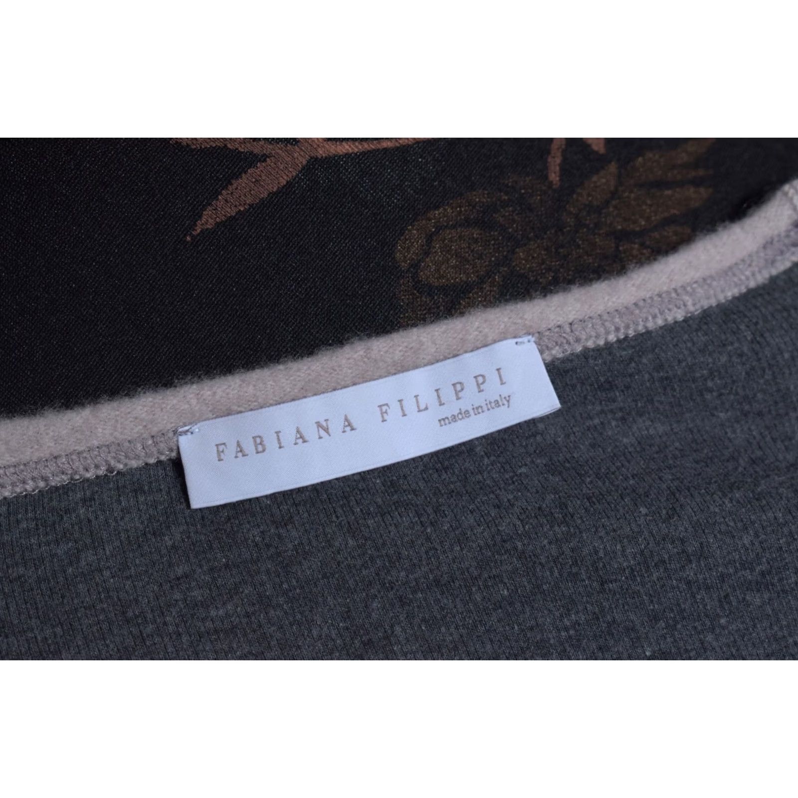 Fabiana Filippi Fabiana Filippi Grey Cashmere Blend Knit Top Long Sleeve Crew Neck Size S Womens Pullover Jumper Knit Top White not applicable Size S / US 4 / IT 40 - 5 Thumbnail