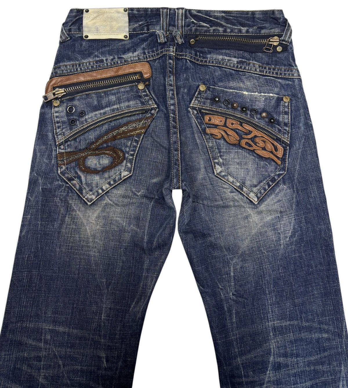 If Six Was Nine RED PEPPER FLARED JEANS DISTRESSED DENIM Size US 30 / EU 46 - 9 Thumbnail
