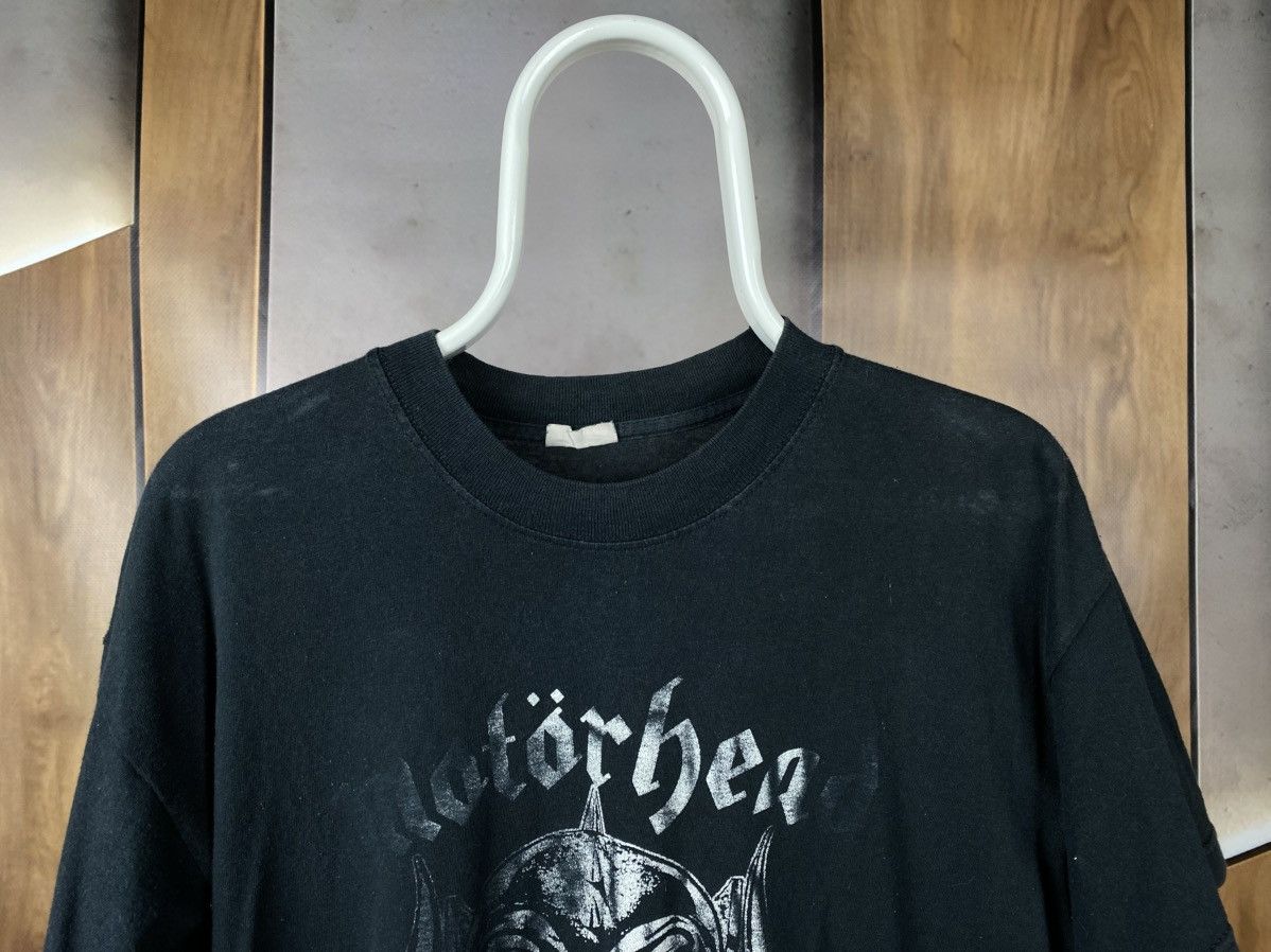 Band Tees 🎸Vintage 90s T-Shirt Motorhead Made In England Tour Tee 🎸 Size US L / EU 52-54 / 3 - 6 Thumbnail