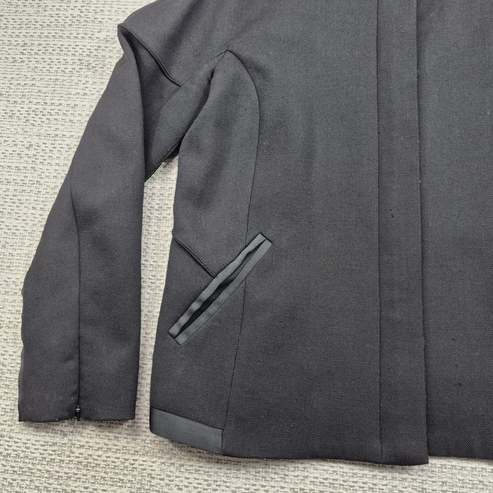 Reiss REISS Mora Jacket Womens Medium Black Wool Blend Zip Front Lined Pockets Jacket Size M / US 6-8 / IT 42-44 - 3 Thumbnail