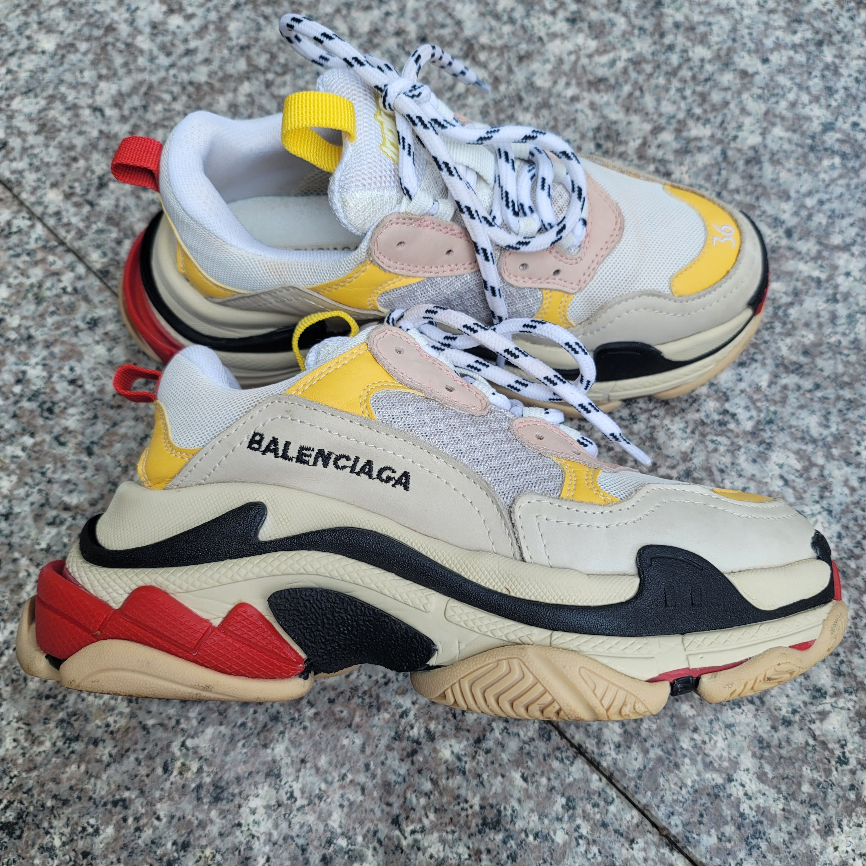 Balenciaga Balenciaga Triple S shoes Size US 6 / IT 36 - 1 Thumbnail