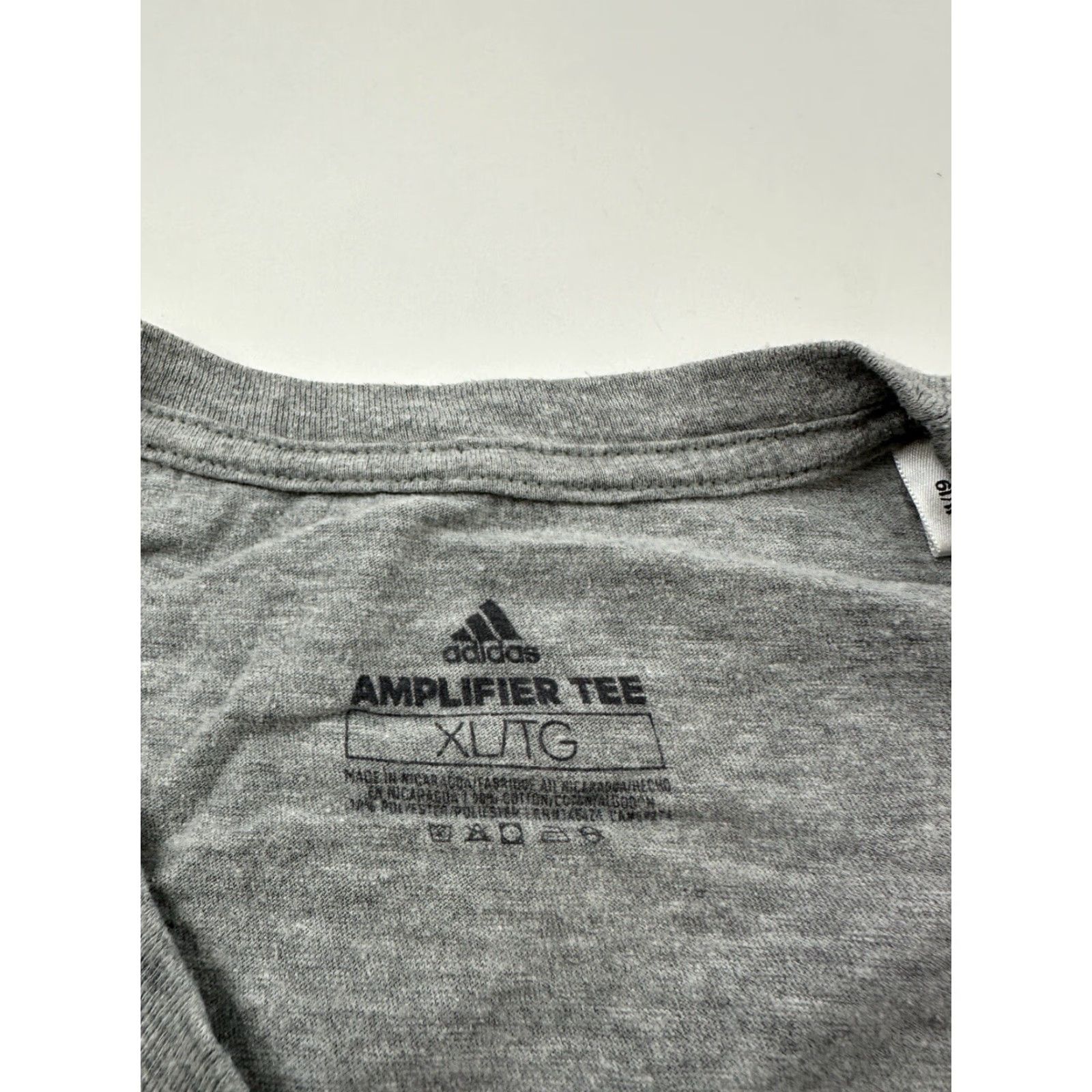 Adidas Adidas Shirt Mens XL Gray Originals Amplifier Tee Big Logo Short Sleeve Size US XL / EU 56 / 4 - 4 Thumbnail