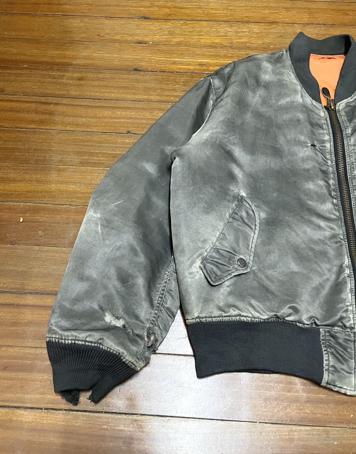 Vintage Rare Vintage MA-1 Flying Man Acid Wash Bomber Jacket 1990s Size US L / EU 52-54 / 3 - 3 Thumbnail