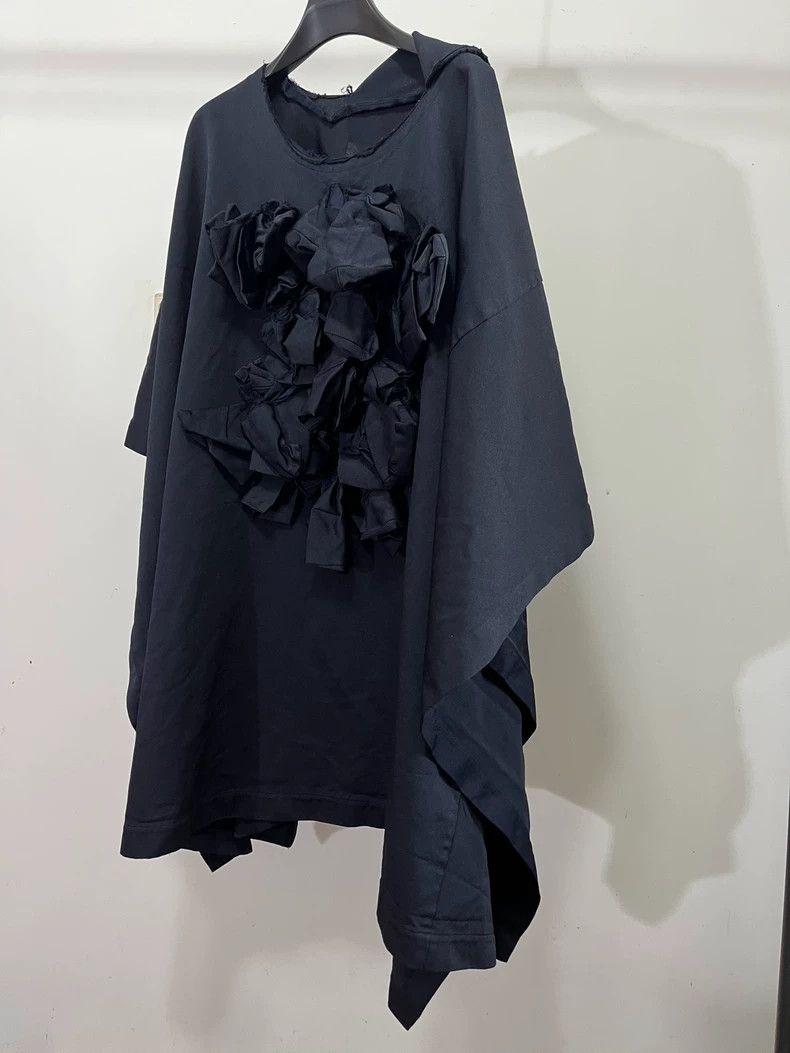 Comme des Garcons Comme Des Garcons Three-dimensional kneaded flower cloak Size S / US 4 / IT 40 - 2 Thumbnail