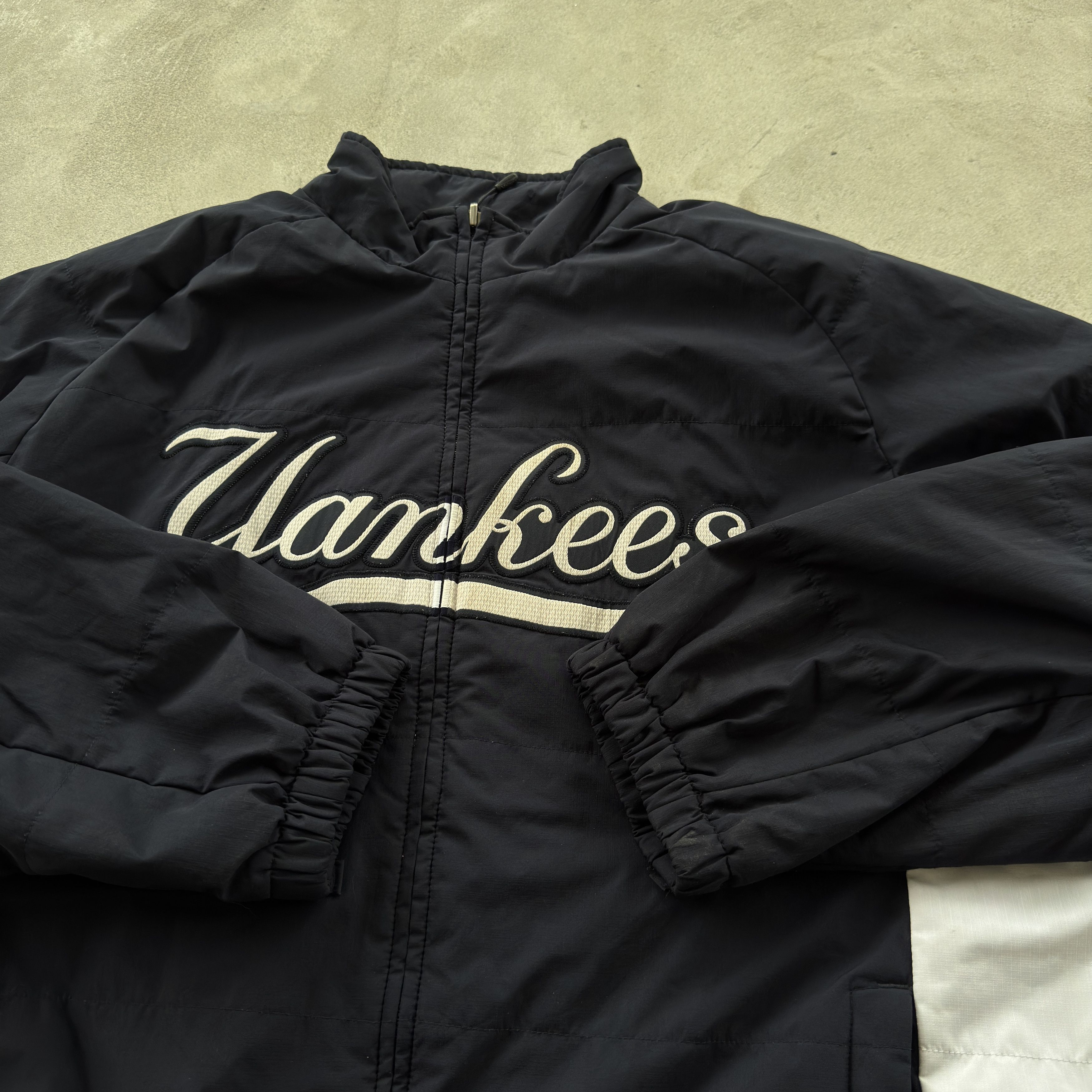 New York Yankees Vintage 90s New York Yankees Heavy Jacket Size US XL / EU 56 / 4 - 4 Thumbnail