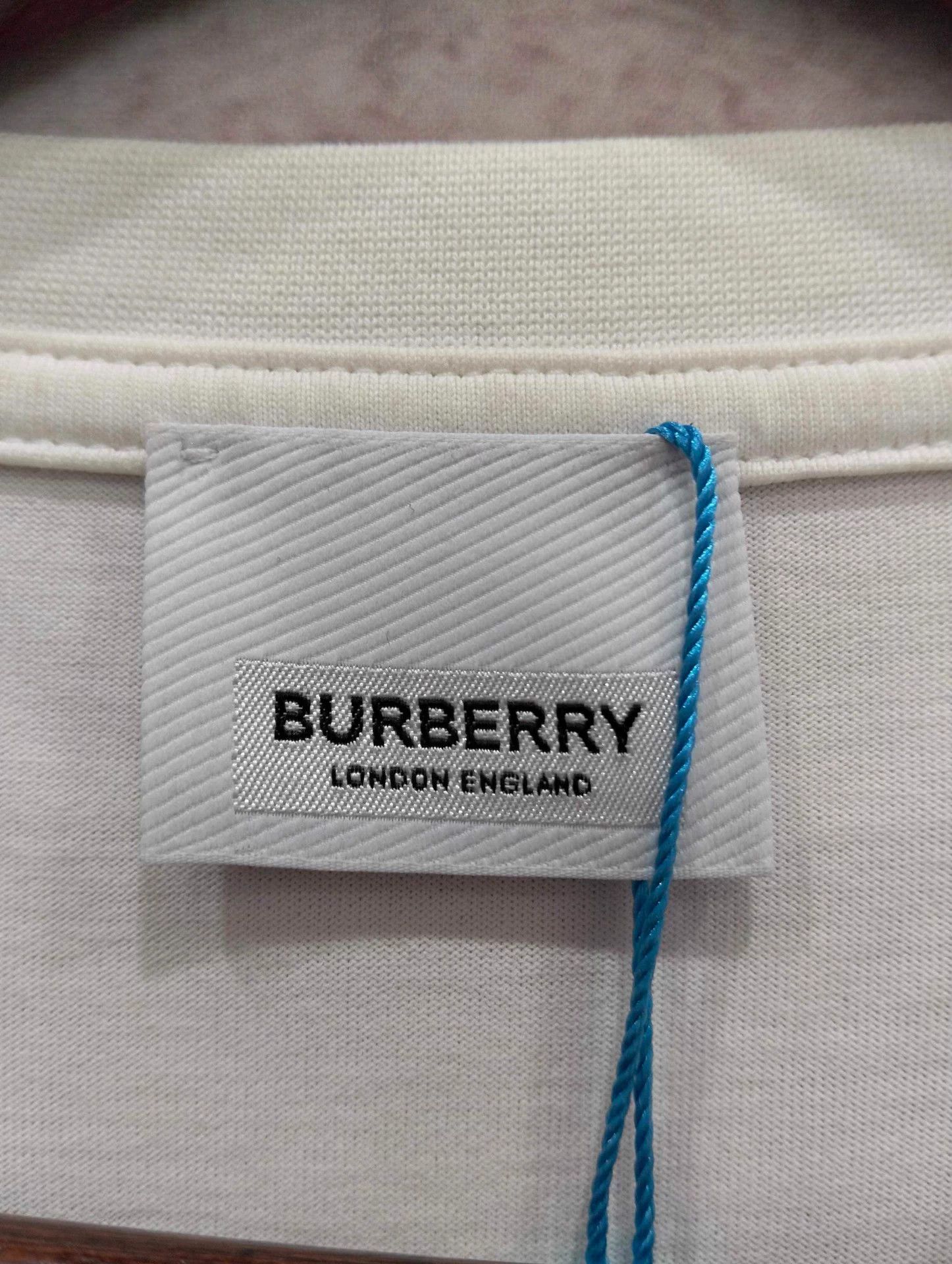 Burberry BURBERRY L T-shirt Size L / US 10 / IT 46 - 3 Thumbnail