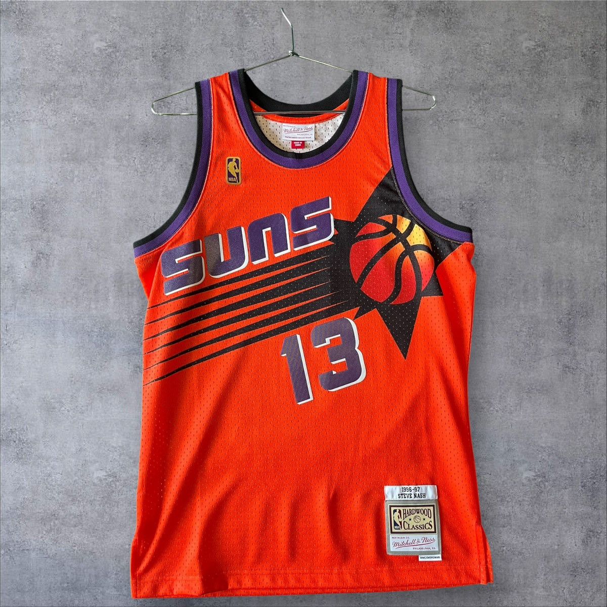 Mitchell & Ness STEVE NASH MITCHELL & NESS 96-97 HARDWOOD CLASSICS JERSEY Size US M / EU 48-50 / 2 - 1 Thumbnail