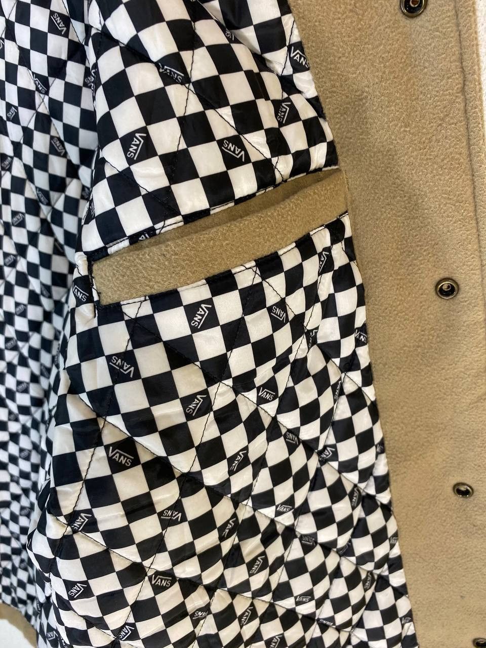 Vans vans varsity jacket checkered box lining nice design Size US S / EU 44-46 / 1 - 7 Thumbnail