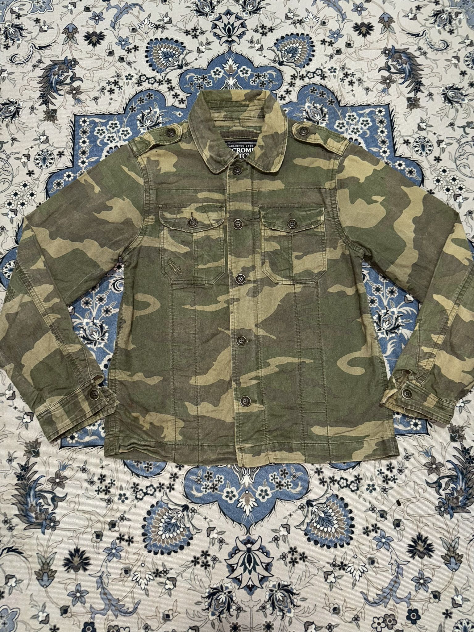 Abercrombie & Fitch × Vintage Vintage Abercrombie & Fitch Sentinel Jacket Camo Distressed Size US L / EU 52-54 / 3 - 1 Thumbnail